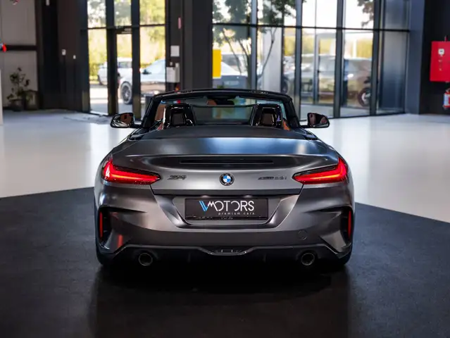 BMW Z4 view 7