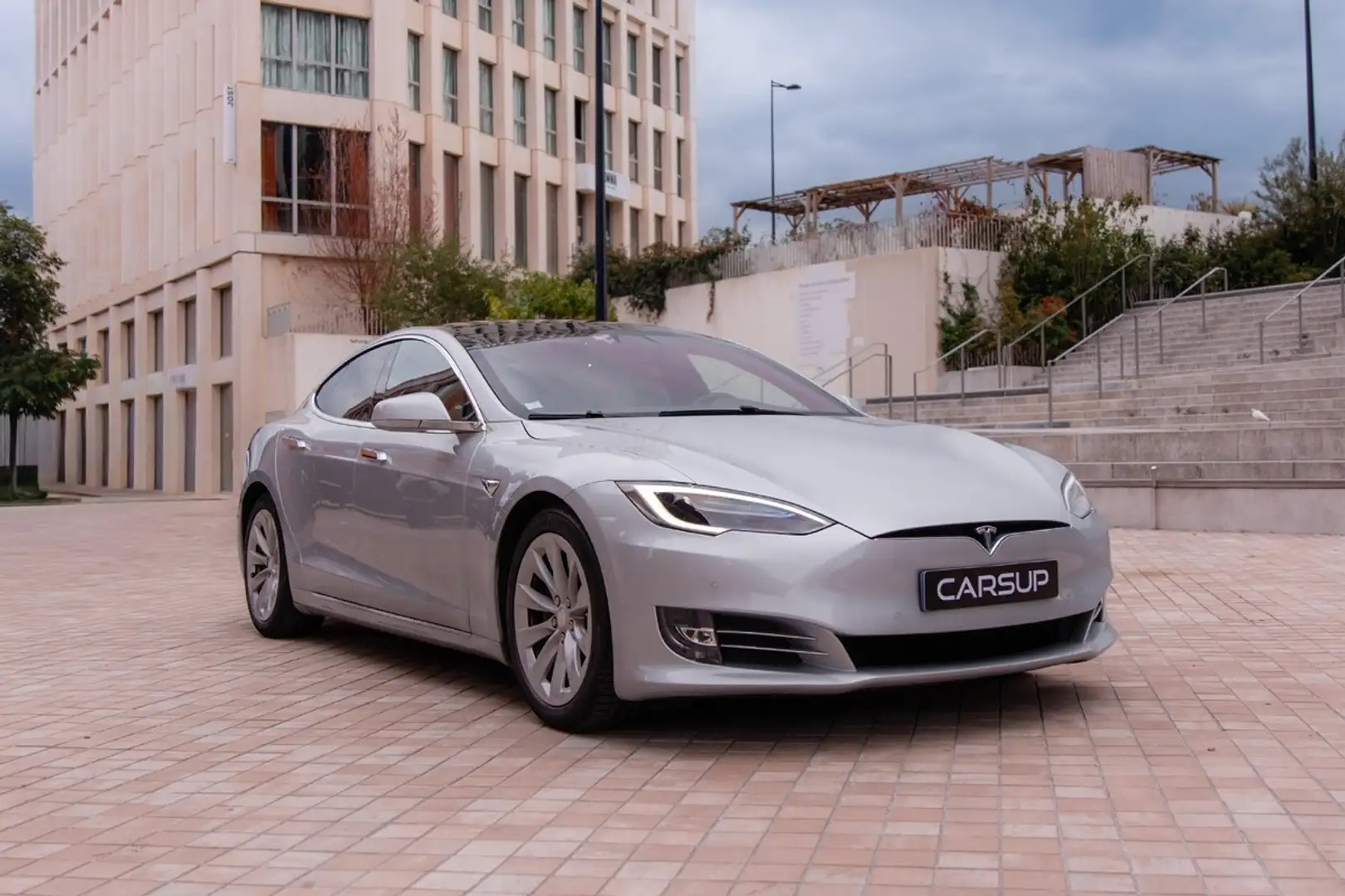 Tesla Model S 90D Argent - 1