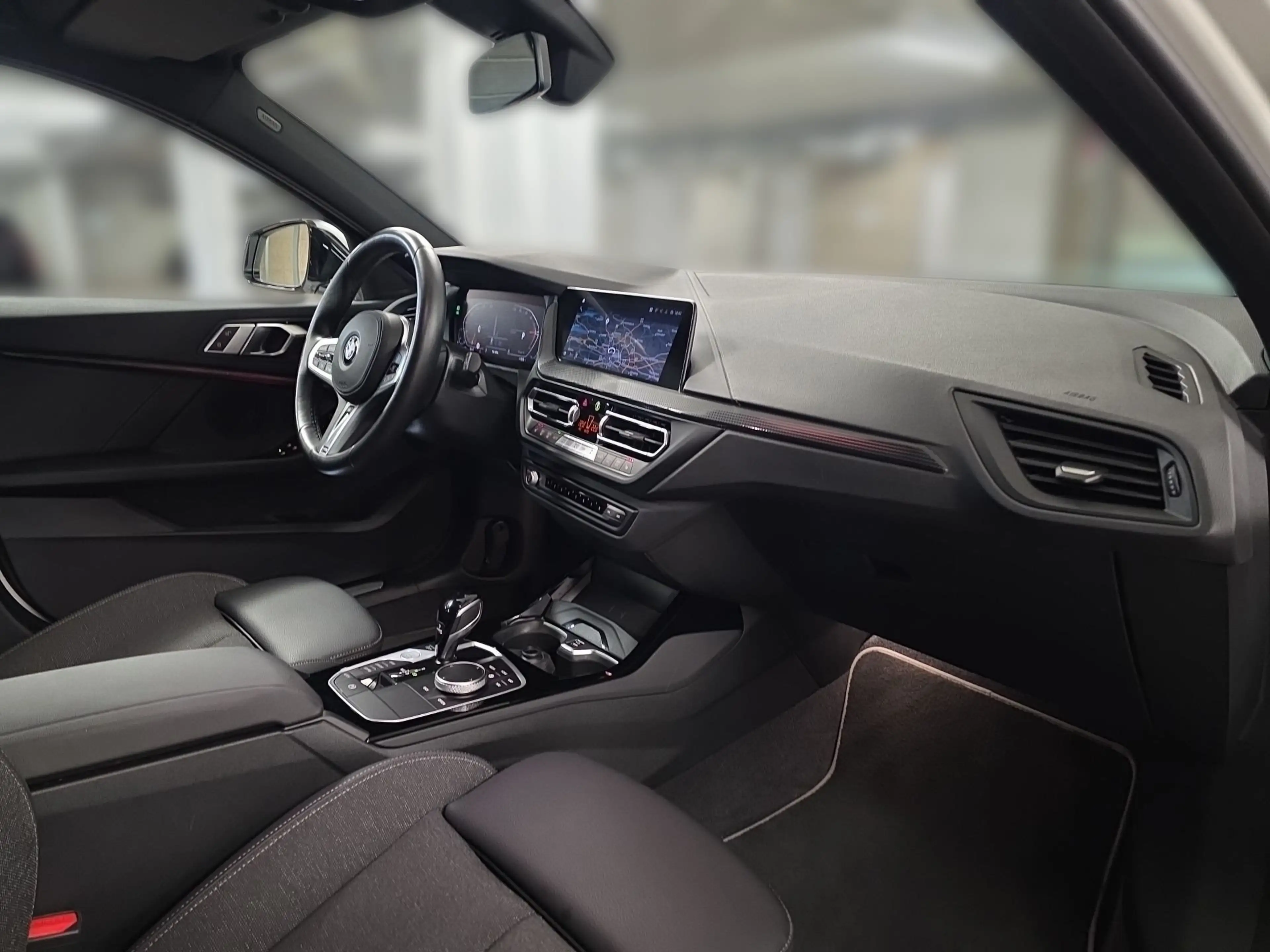 BMW 118 i Sport-Line*Komfortzugang*Klimaautomatik — photo 10
