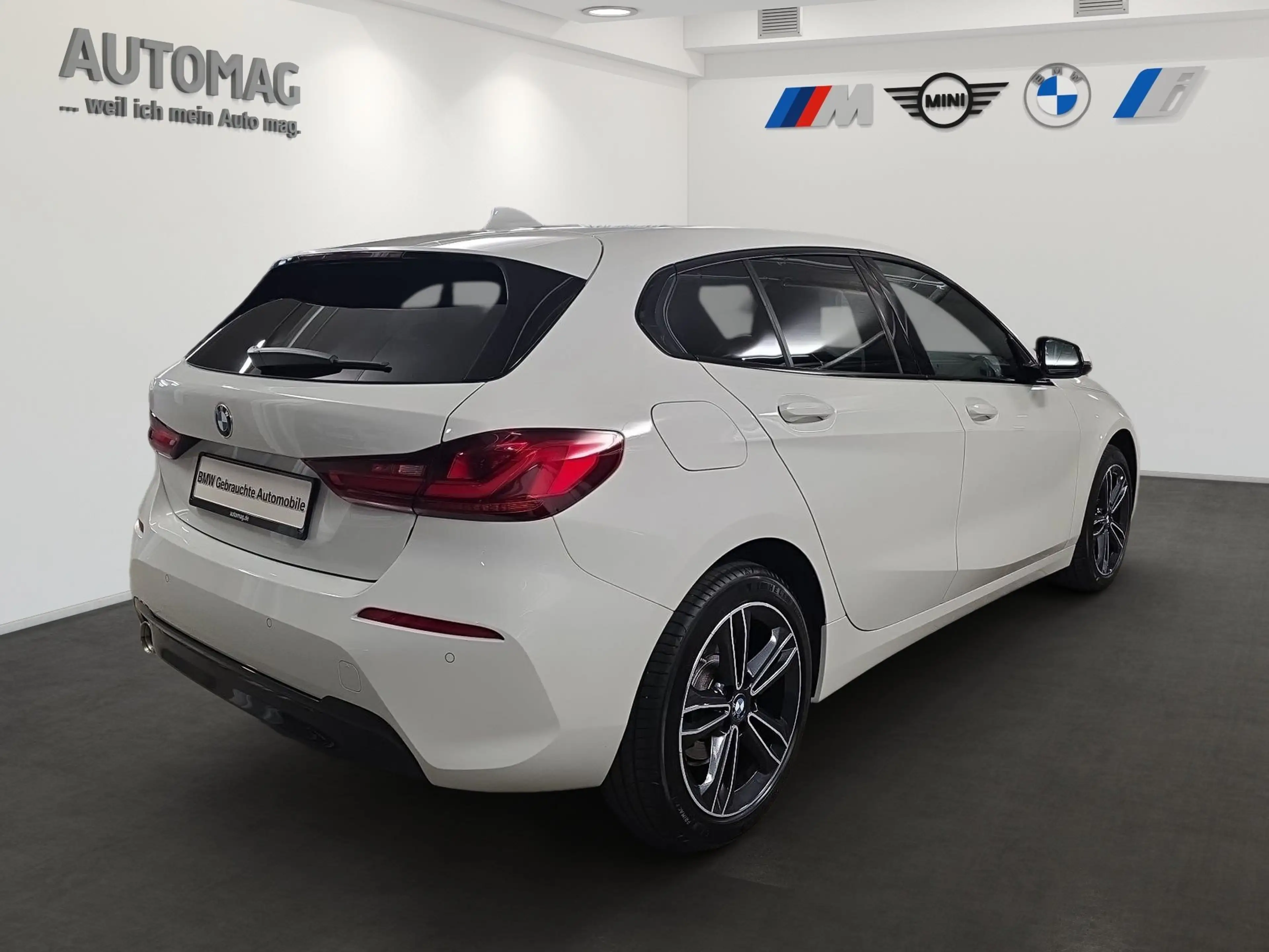 BMW 118 i Sport-Line*Komfortzugang*Klimaautomatik — photo 3