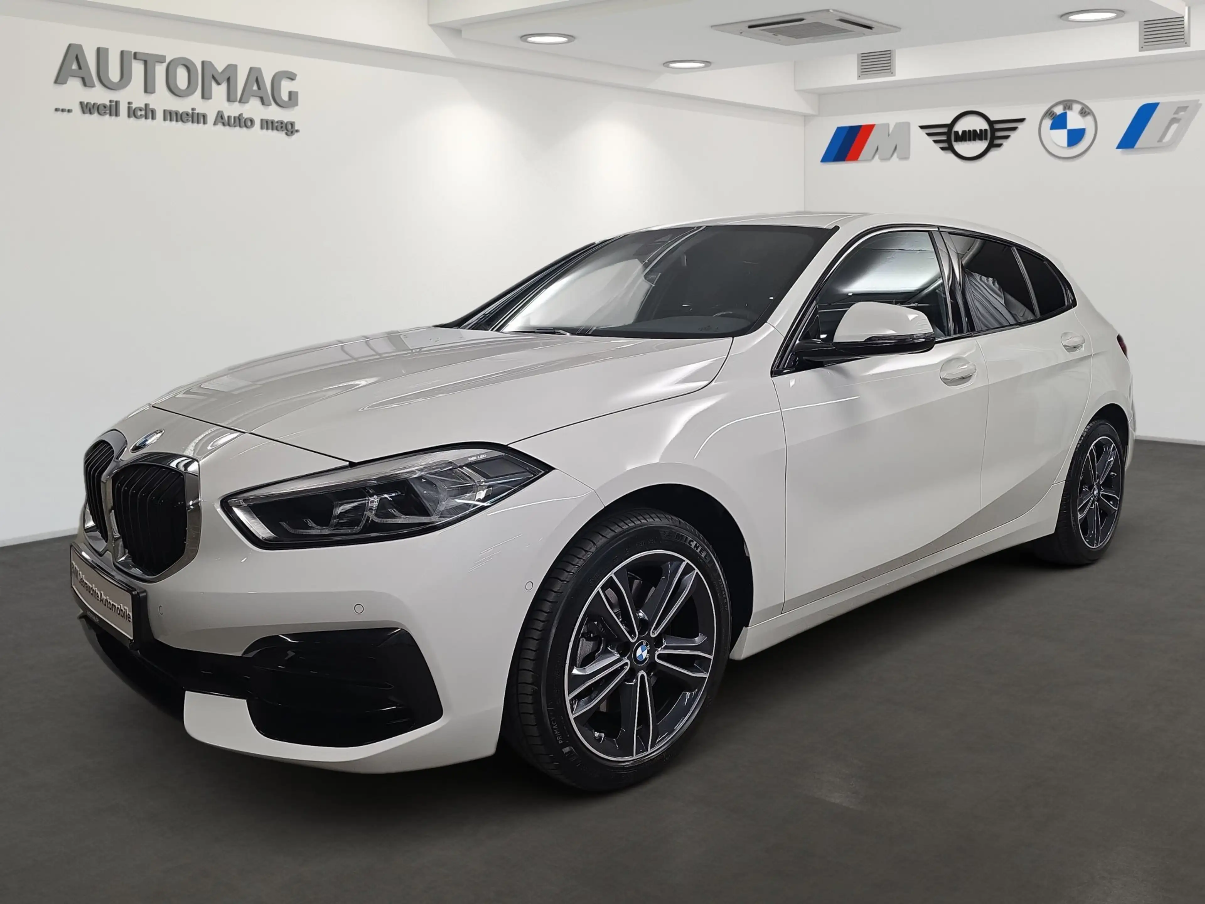 BMW 118 i Sport-Line*Komfortzugang*Klimaautomatik