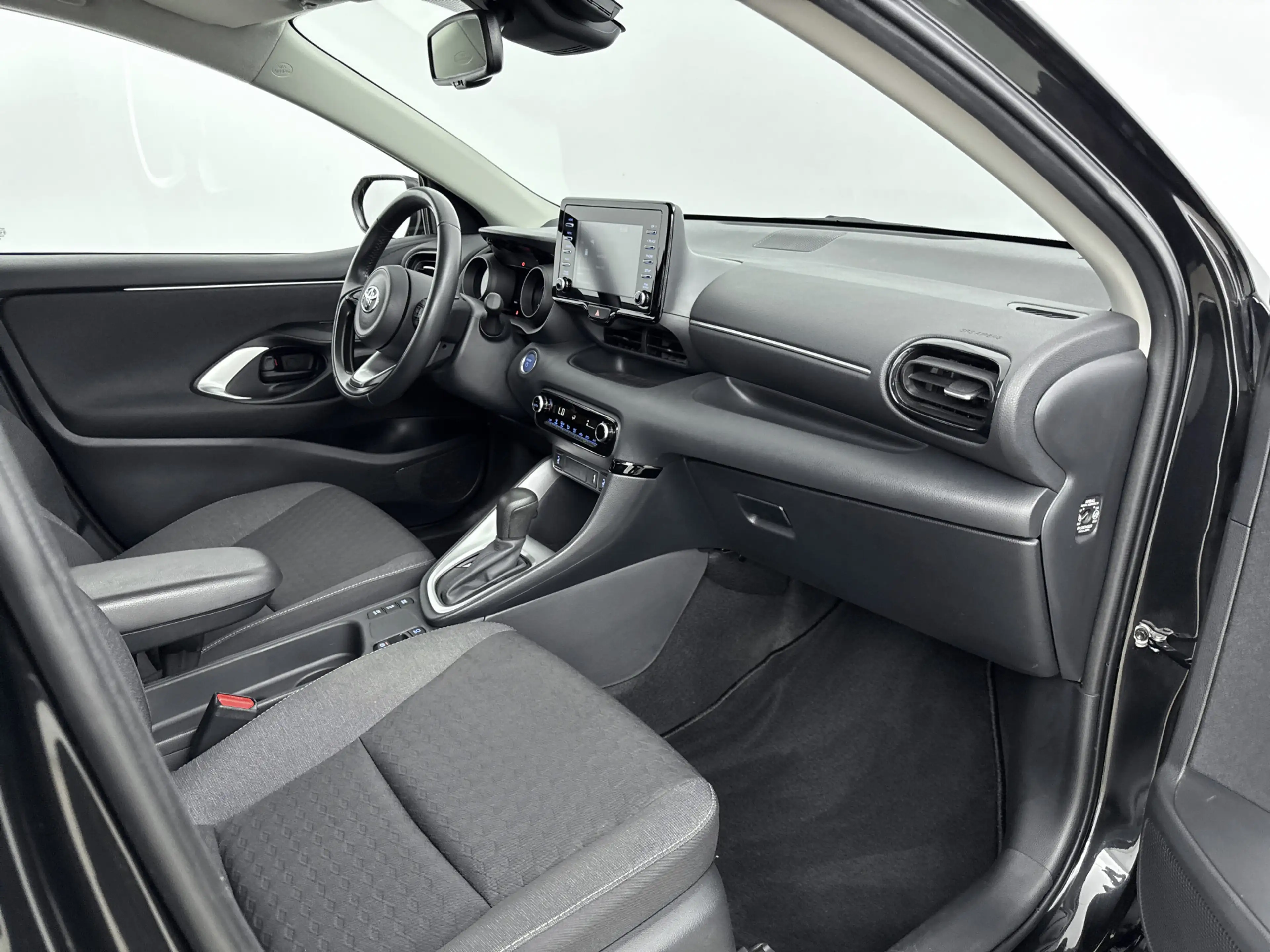 Toyota Yaris 1.5 Hybrid 115 First Edition | Apple Carplay/Andro — photo 6