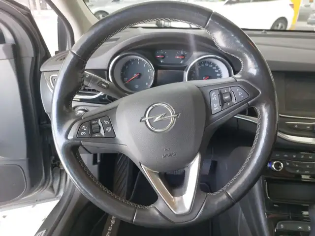 Opel Astra view 15