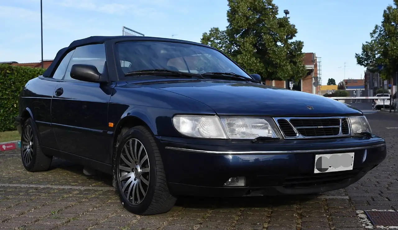 Saab 900 S, foto 2