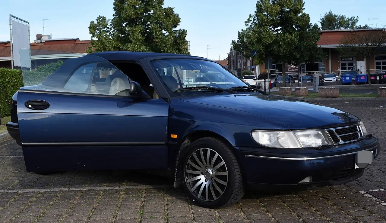 Saab 900 S, foto 3