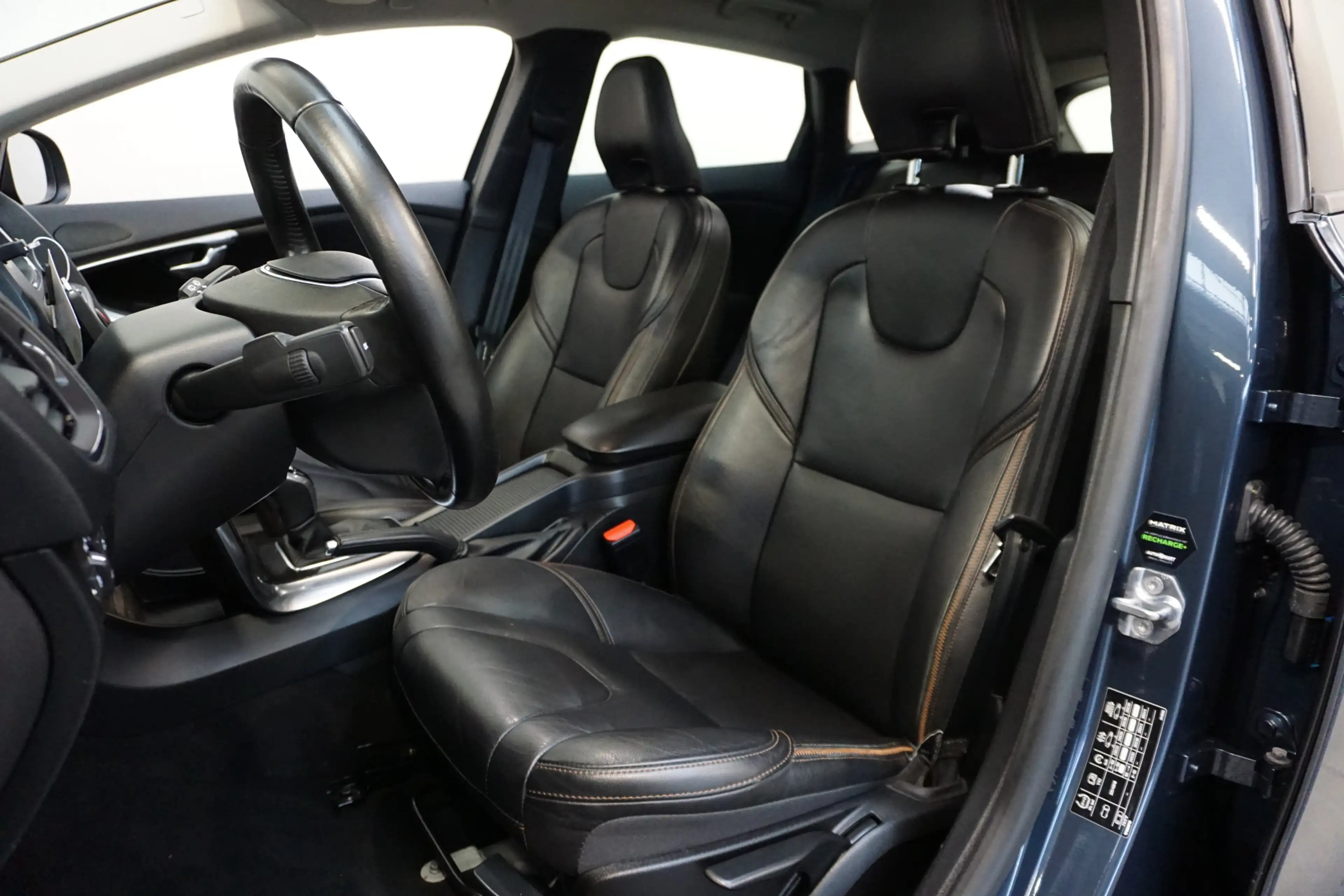Volvo V40 Cross Country 2.0 D2 Nordic+ AUTOMAAT! LEER NAVI STAND. K. CRUIS — photo 44