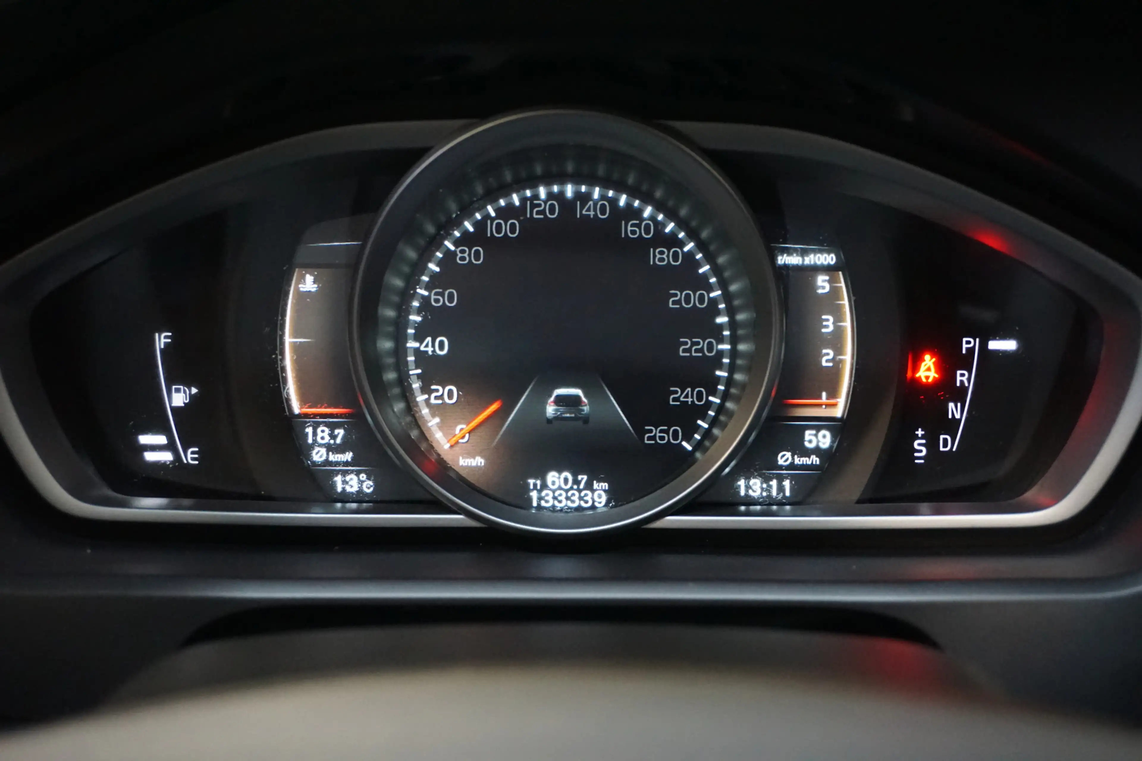 Volvo V40 Cross Country 2.0 D2 Nordic+ AUTOMAAT! LEER NAVI STAND. K. CRUIS — photo 5