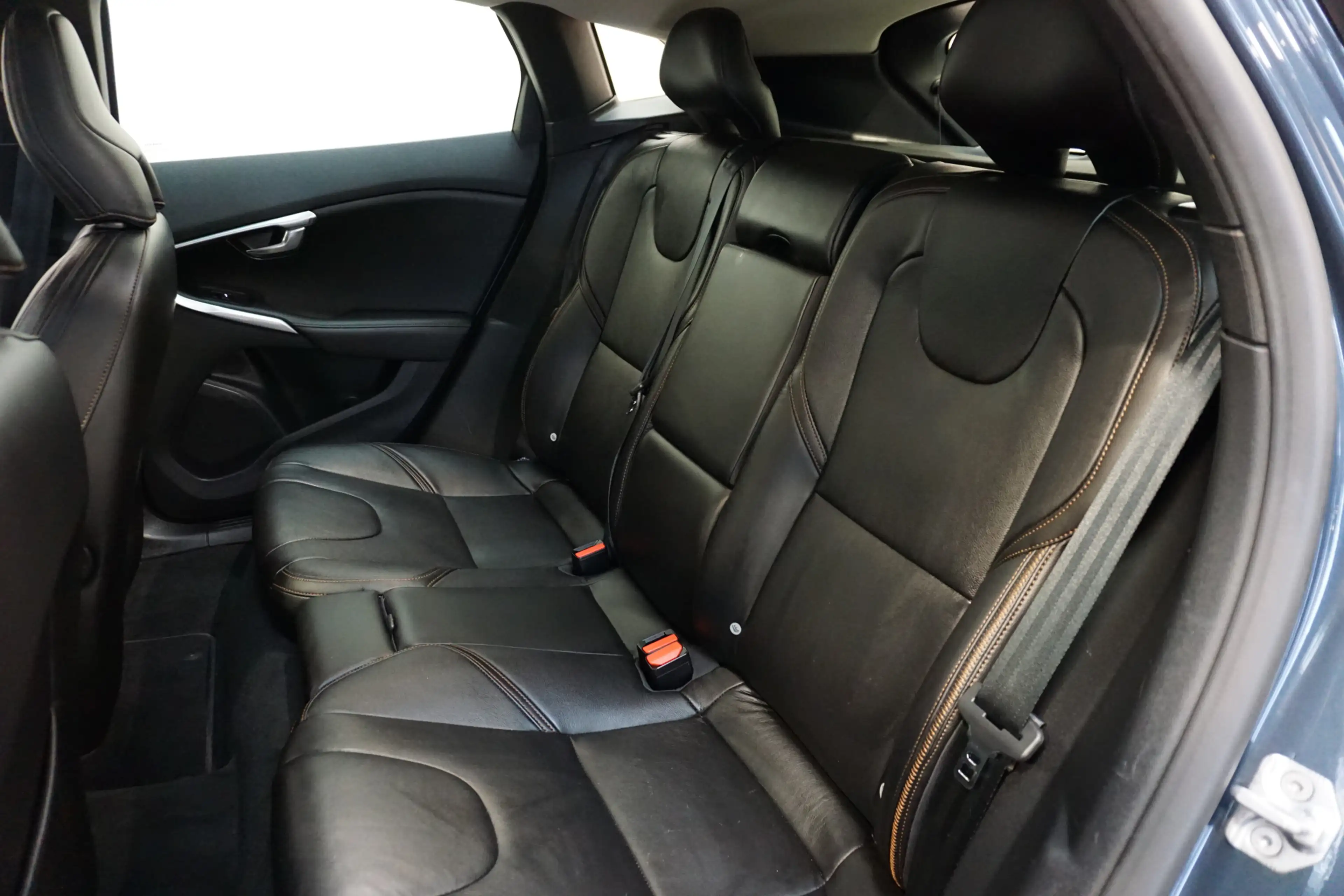 Volvo V40 Cross Country 2.0 D2 Nordic+ AUTOMAAT! LEER NAVI STAND. K. CRUIS — photo 46