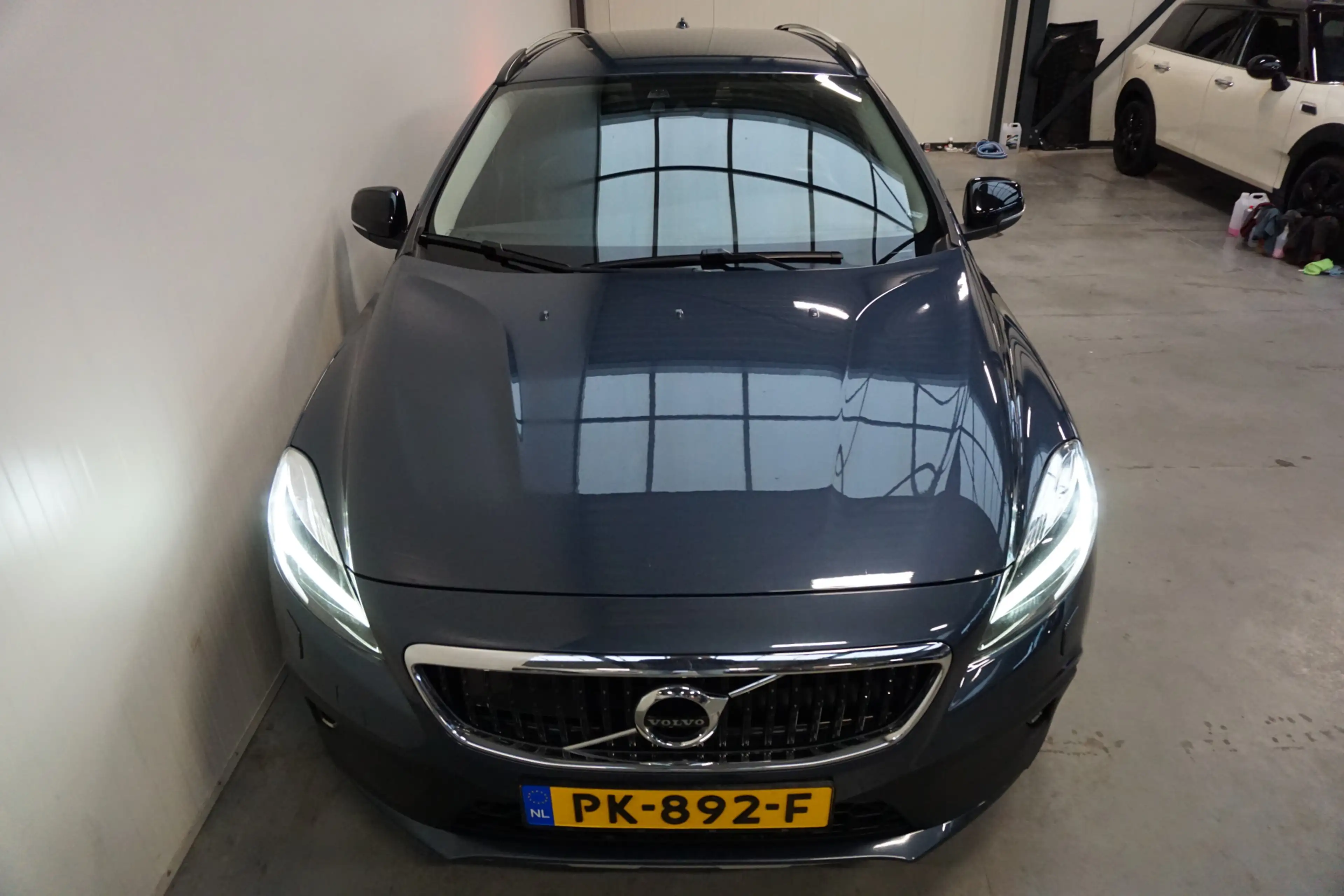 Volvo V40 Cross Country 2.0 D2 Nordic+ AUTOMAAT! LEER NAVI STAND. K. CRUIS — photo 15