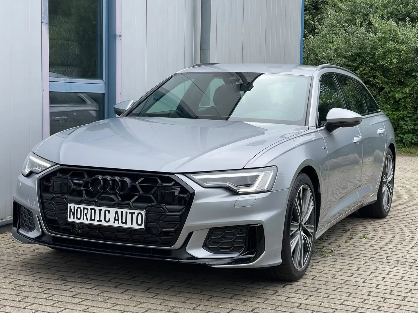 Audi A6 40 TDI quattro S line MATRIX+Memory+CAM+StandH+AHK Argent - 1