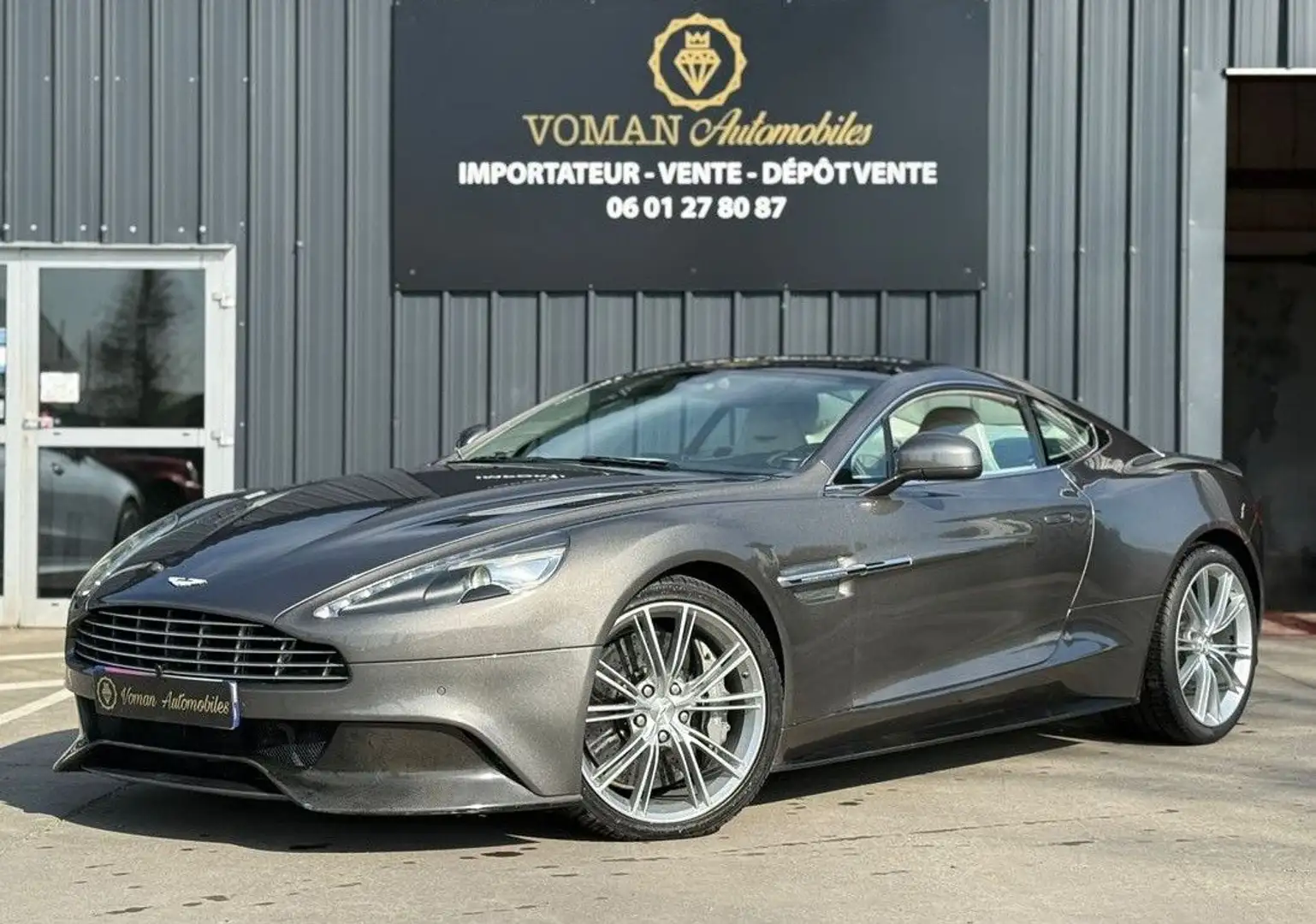 Aston Martin Vanquish 6.0 V12, 574 CH FULL CARBONE CAMERA SIÈGES CHAUFFANTS vente à pro uniquement Gris - 1