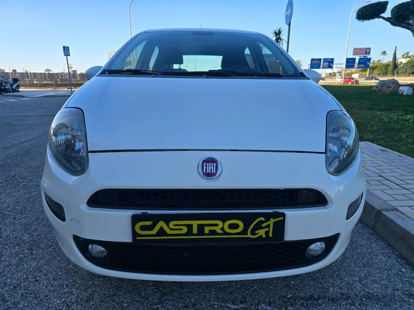 Fiat Punto 1.3Mjt Easy E5+ Weiß - 2