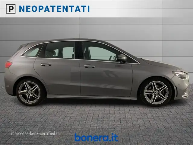 Mercedes-Benz B-Class view 6