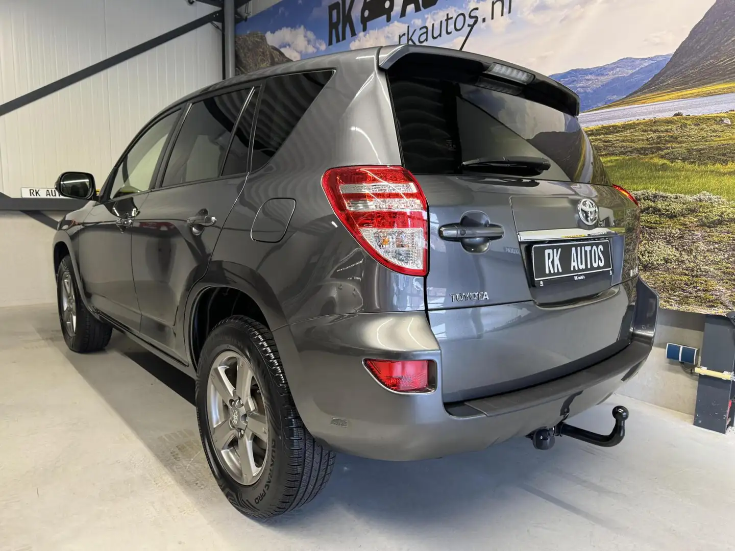 Toyota RAV 4 2.0 VVTi Dynamic 2WD / OrigNL / Trekhaak / Navi Gri - 2