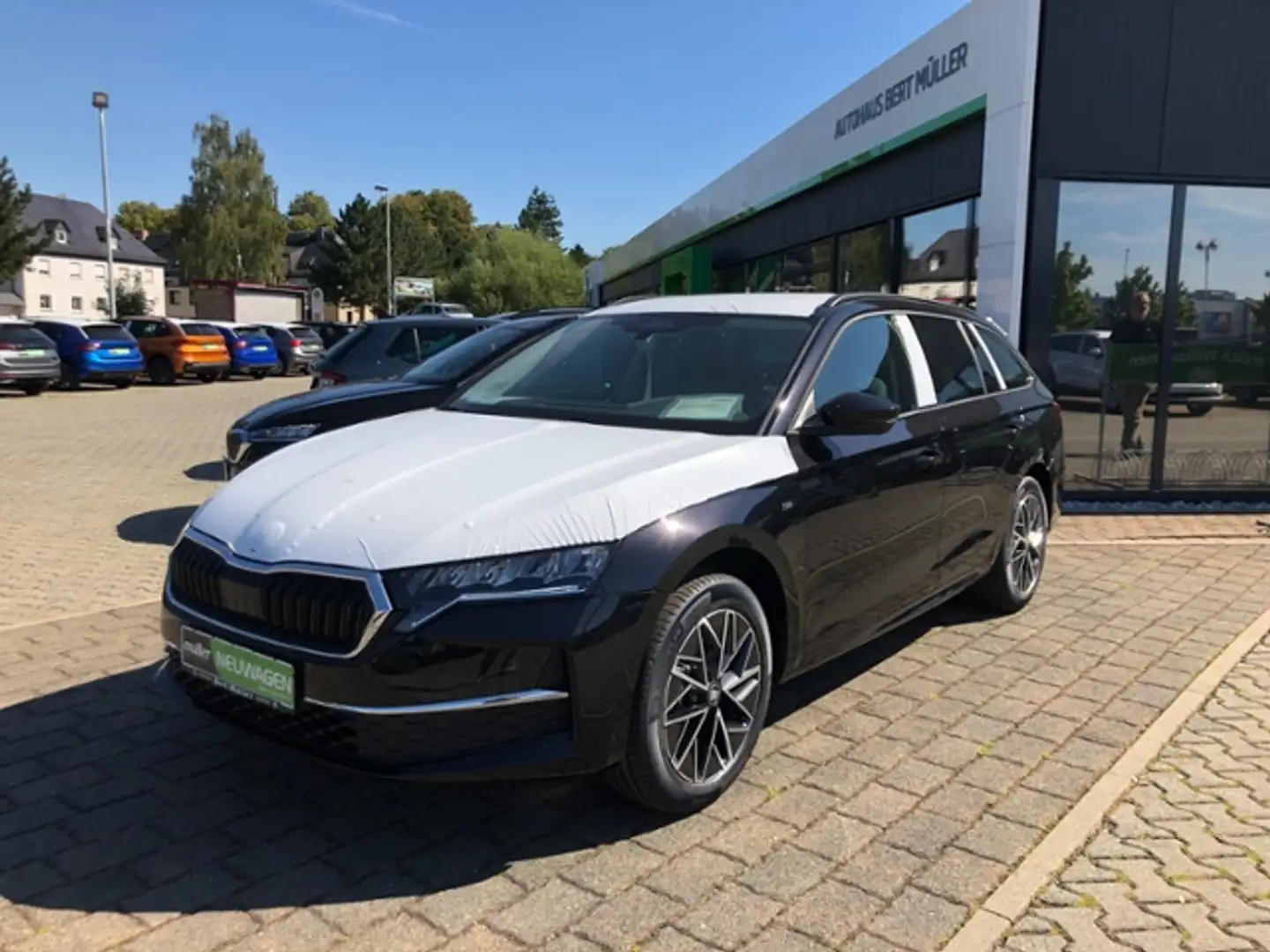 Skoda Octavia Combi Tour SmartLink beh. Frontschreibe Kamera Negro - 2