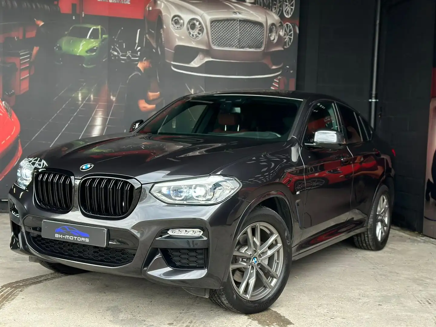 BMW X4 X4 xDrive20i Aut. M Pakket Zwart - 1