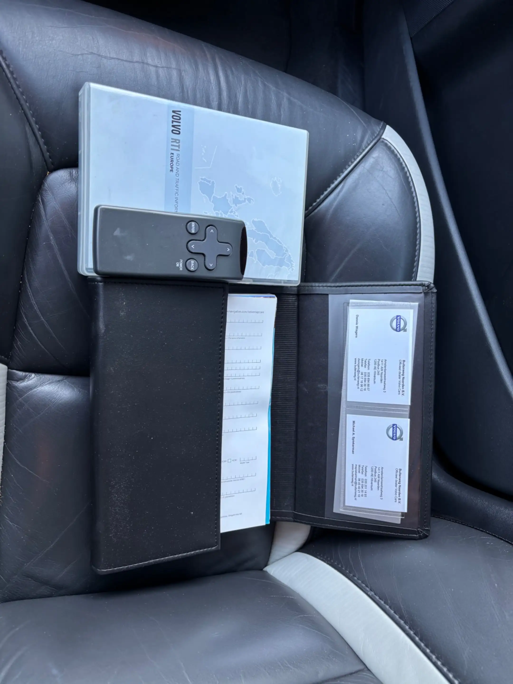 Volvo V70 2.0T R-Edition. 203 PK! Nederlandse auto! — photo 13