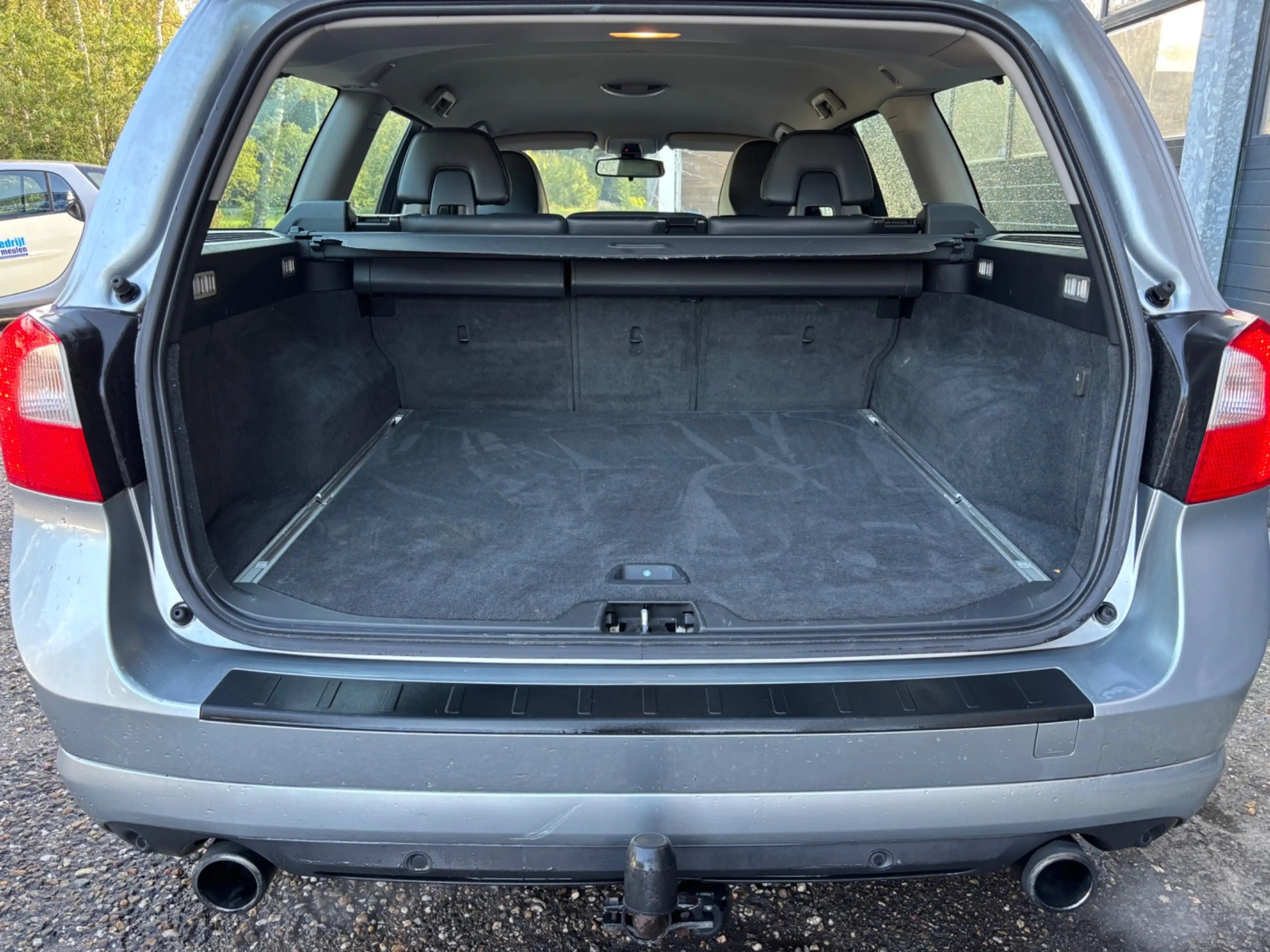 Volvo V70 2.0T R-Edition. 203 PK! Nederlandse auto! — photo 8