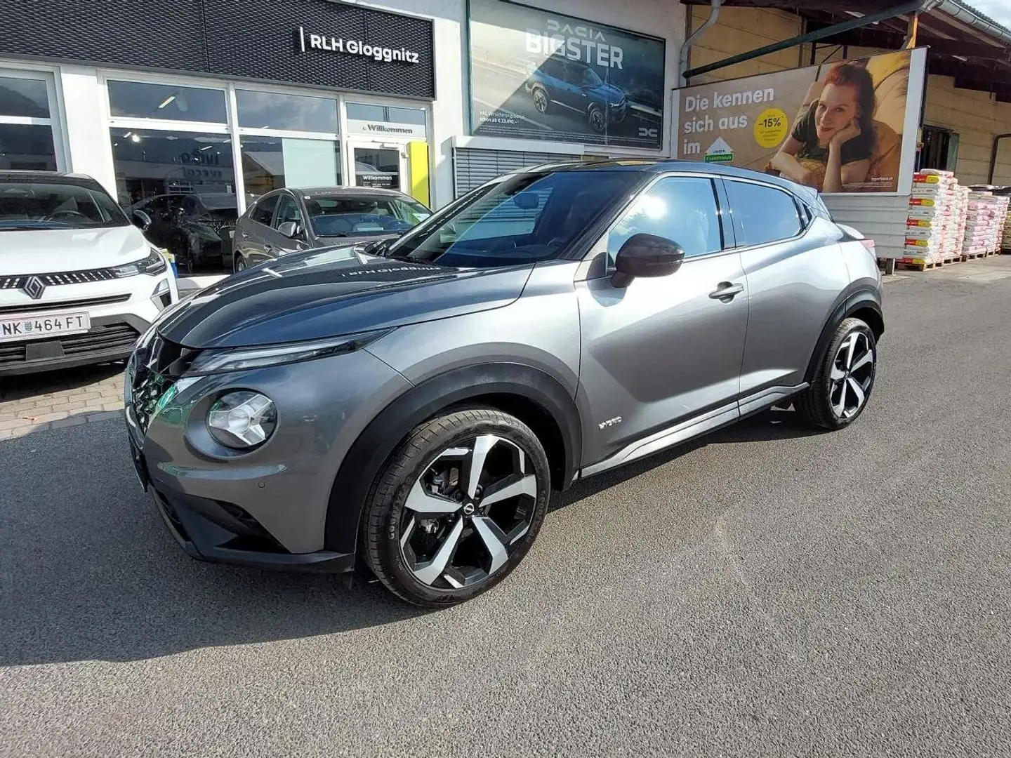 Nissan Juke Tekna Hybrid Grau - 2