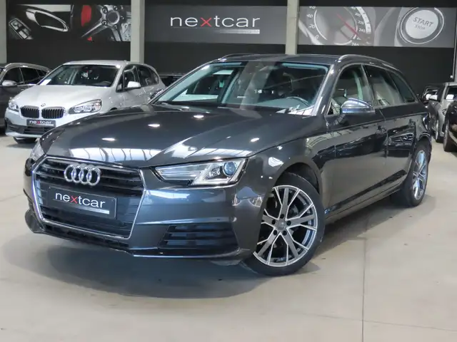 Audi A4 Avant 2.0 TDi Design **XENON-NAVI-CUIR-18\u0027**