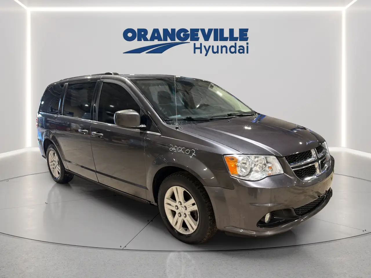Dodge Grand Caravan снимка Dodge Grand Caravan