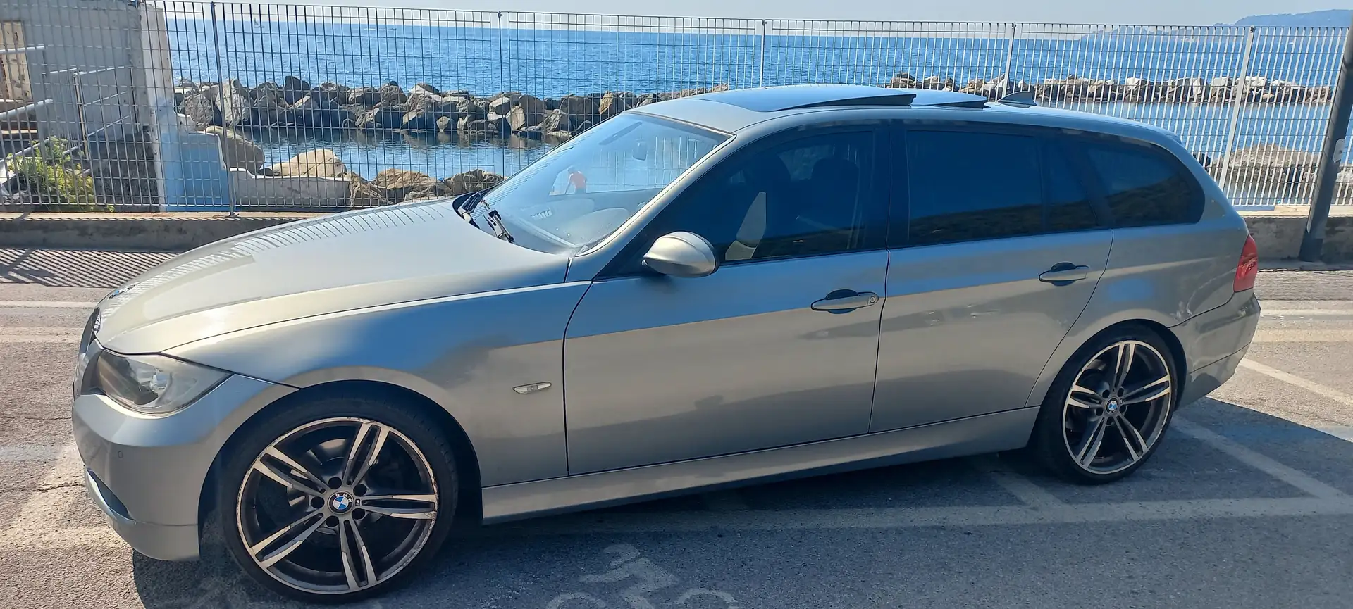 BMW 320 Serie 3 E91 Touring 320d Touring Eletta Argento - 1