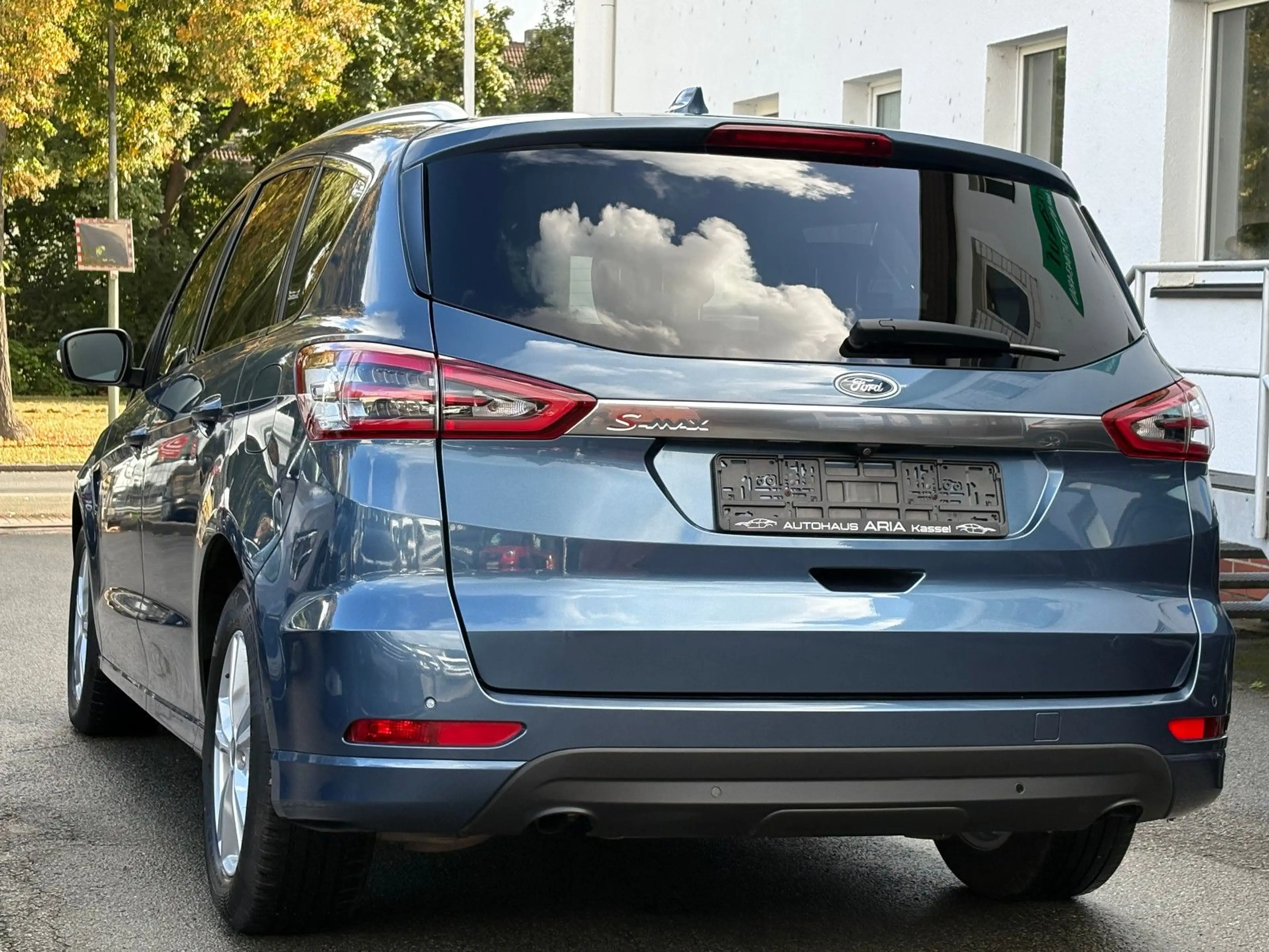 Ford S-Max S-MAX 2.0 EcoBlue Titanium LED KAM AHK SHZ TEMP — photo 8