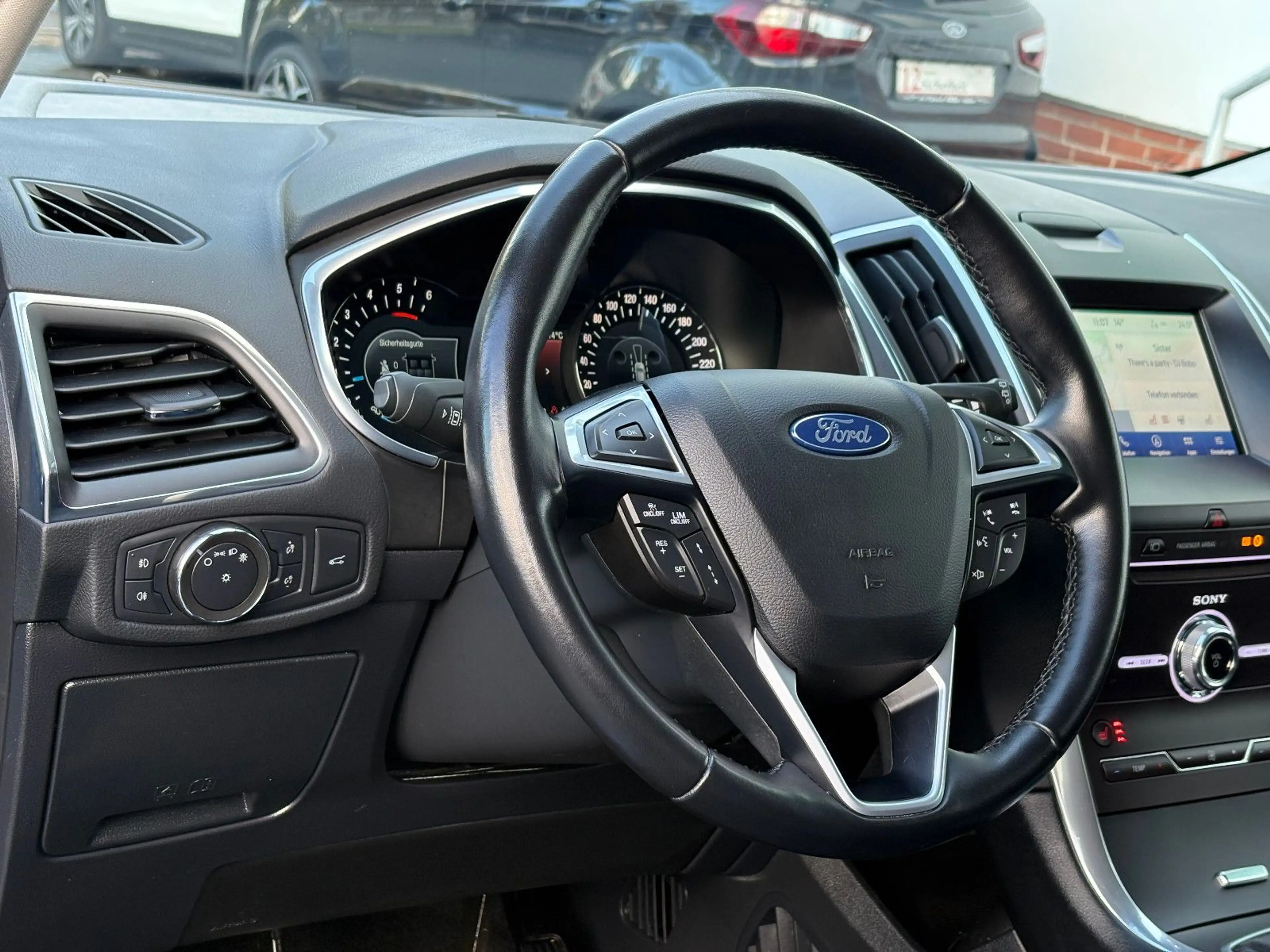 Ford S-Max S-MAX 2.0 EcoBlue Titanium LED KAM AHK SHZ TEMP — photo 15
