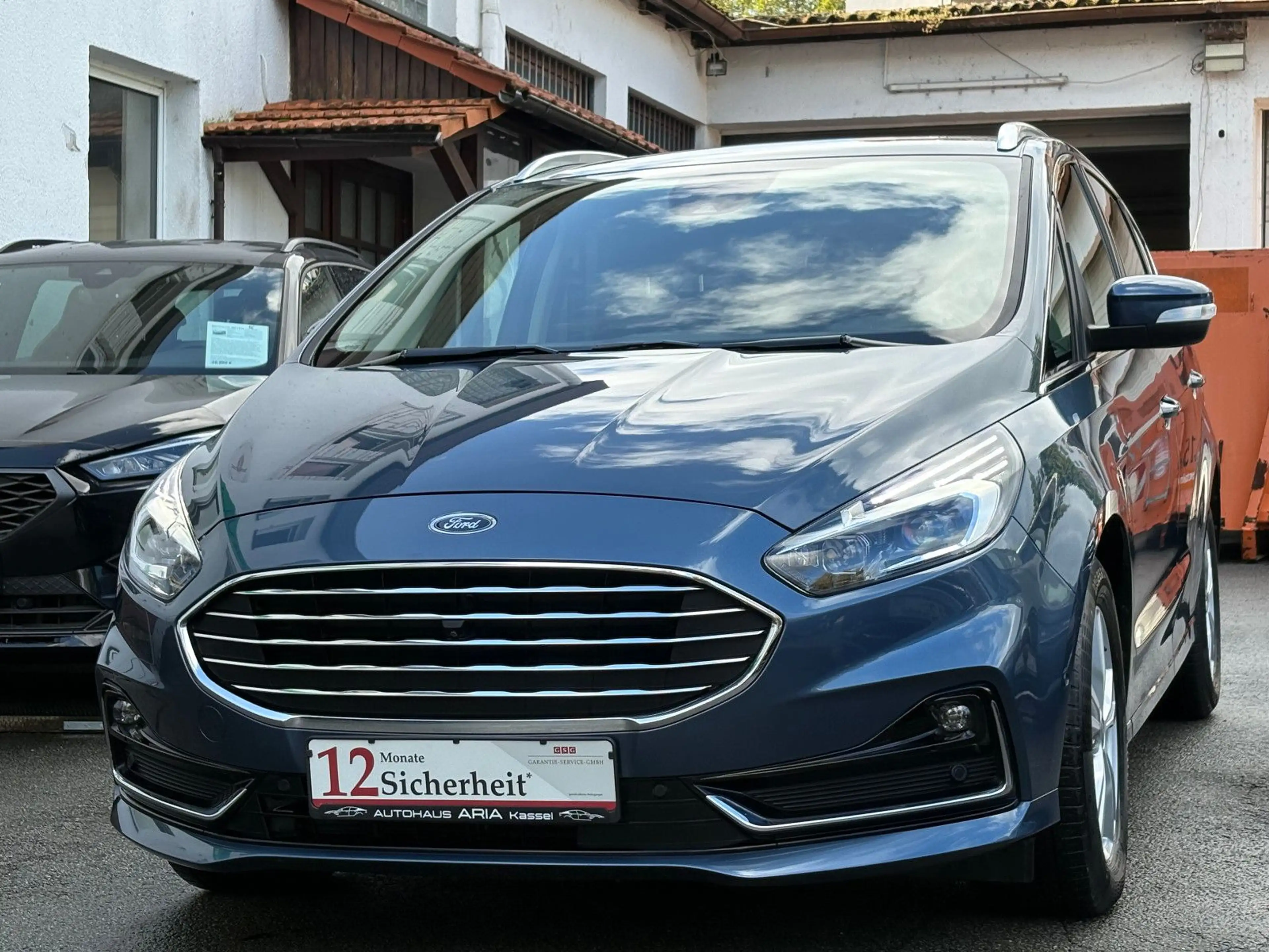 Ford S-Max S-MAX 2.0 EcoBlue Titanium LED KAM AHK SHZ TEMP — photo 4