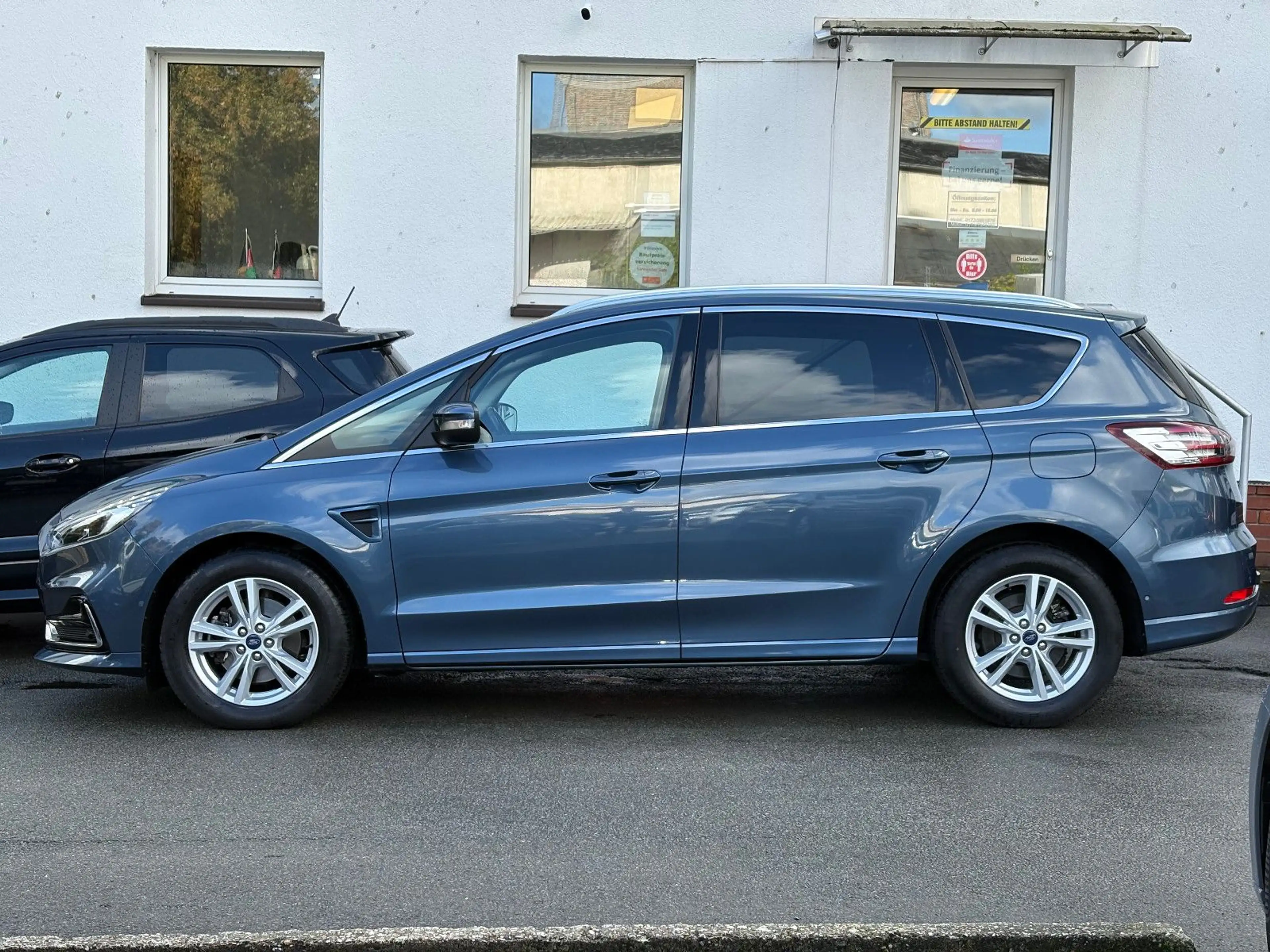 Ford S-Max S-MAX 2.0 EcoBlue Titanium LED KAM AHK SHZ TEMP — photo 2