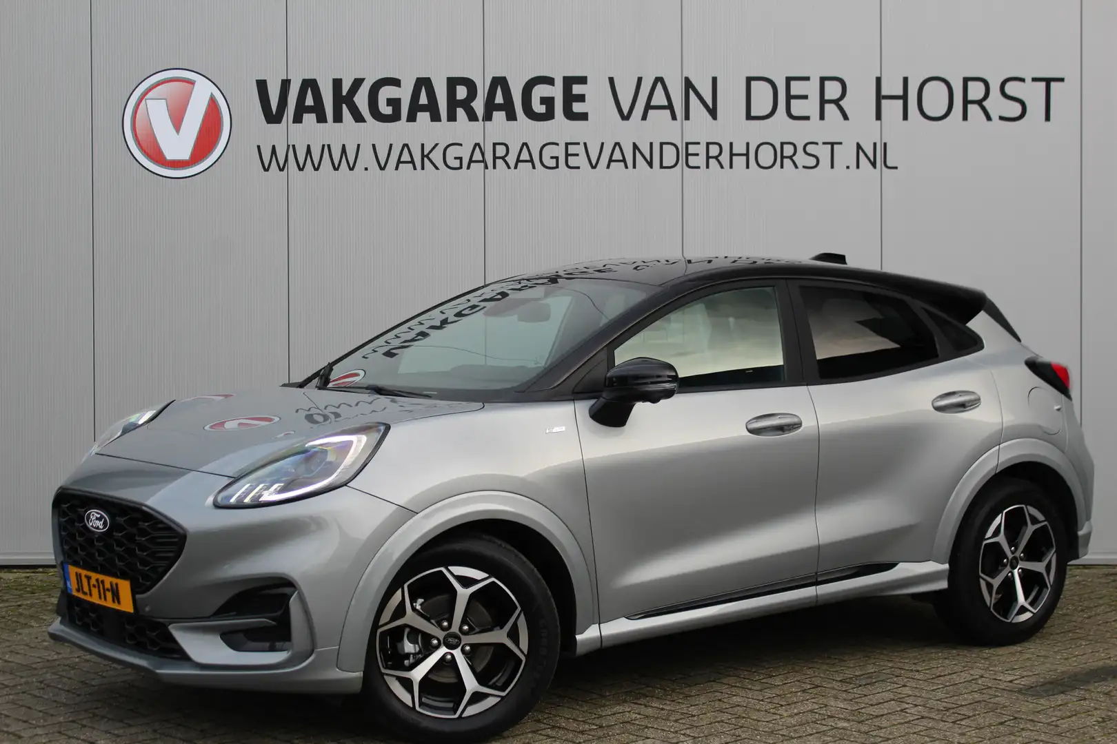 Ford Puma 1.0-125pk EcoBoost Mild-Hybrid ST-Line, two-tone. Zilver - 1