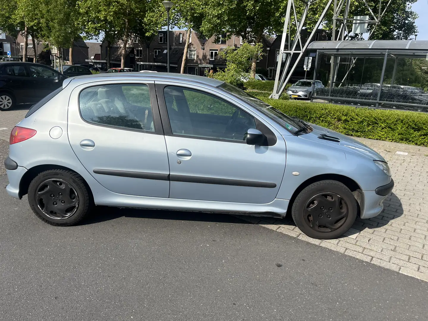 Peugeot 206 1.4-16V Gentry/Airco/Elktr pakket/Trekhaak Grigio - 2