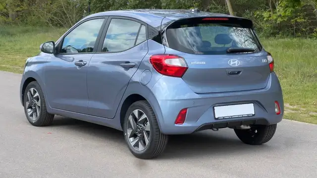 Hyundai I10 view 4