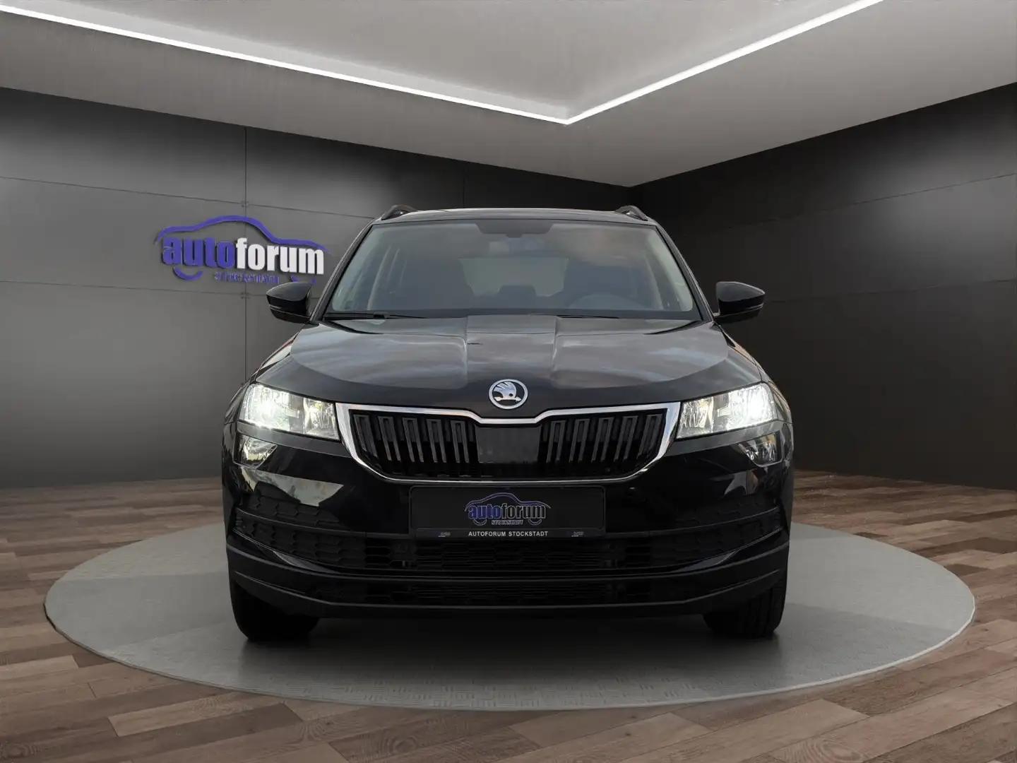 Skoda Karoq Ambition AUTOMATIK°LED°NAVI°KEYLESS°SHZ Schwarz - 2