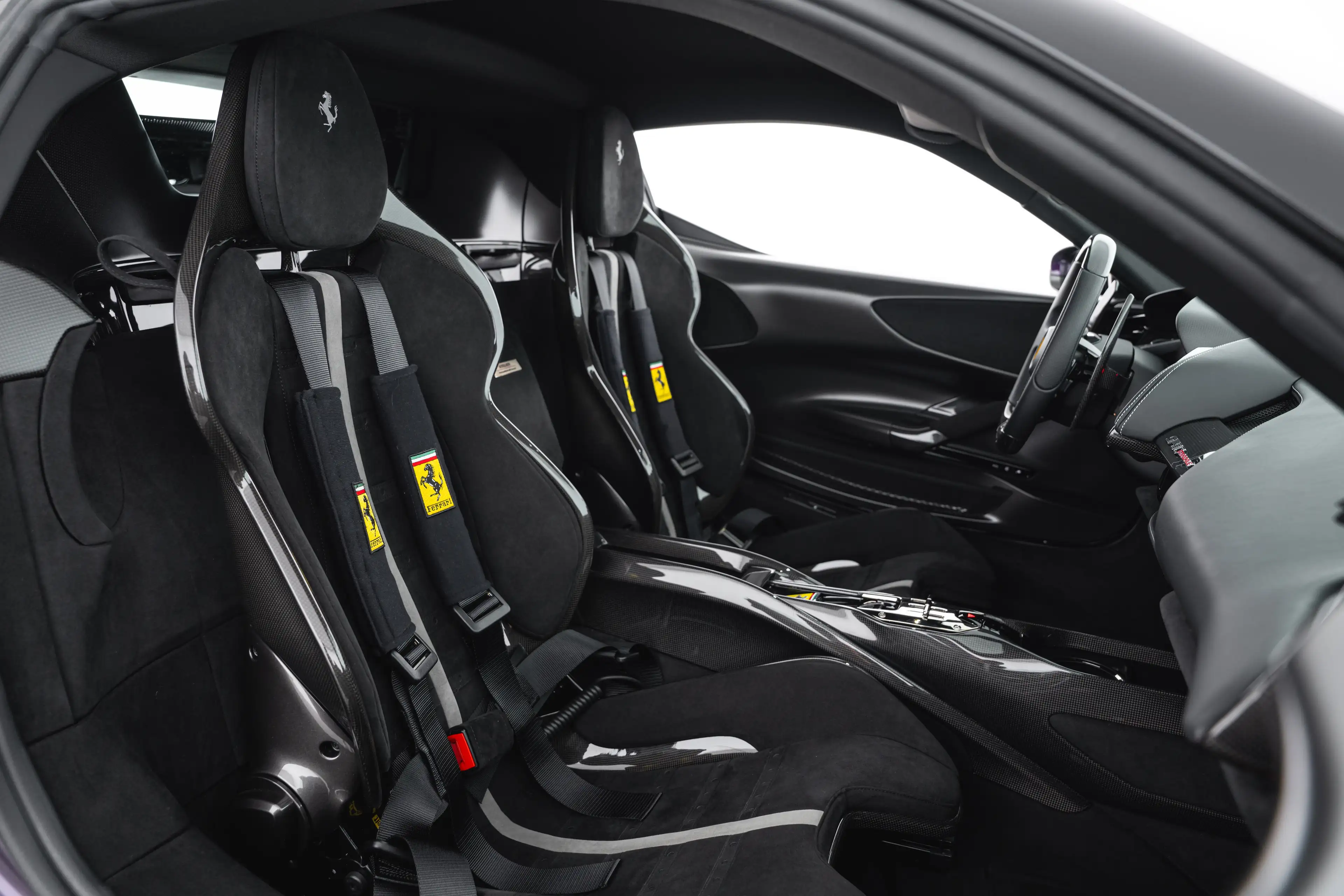 Ferrari SF90 Stradale — photo 13