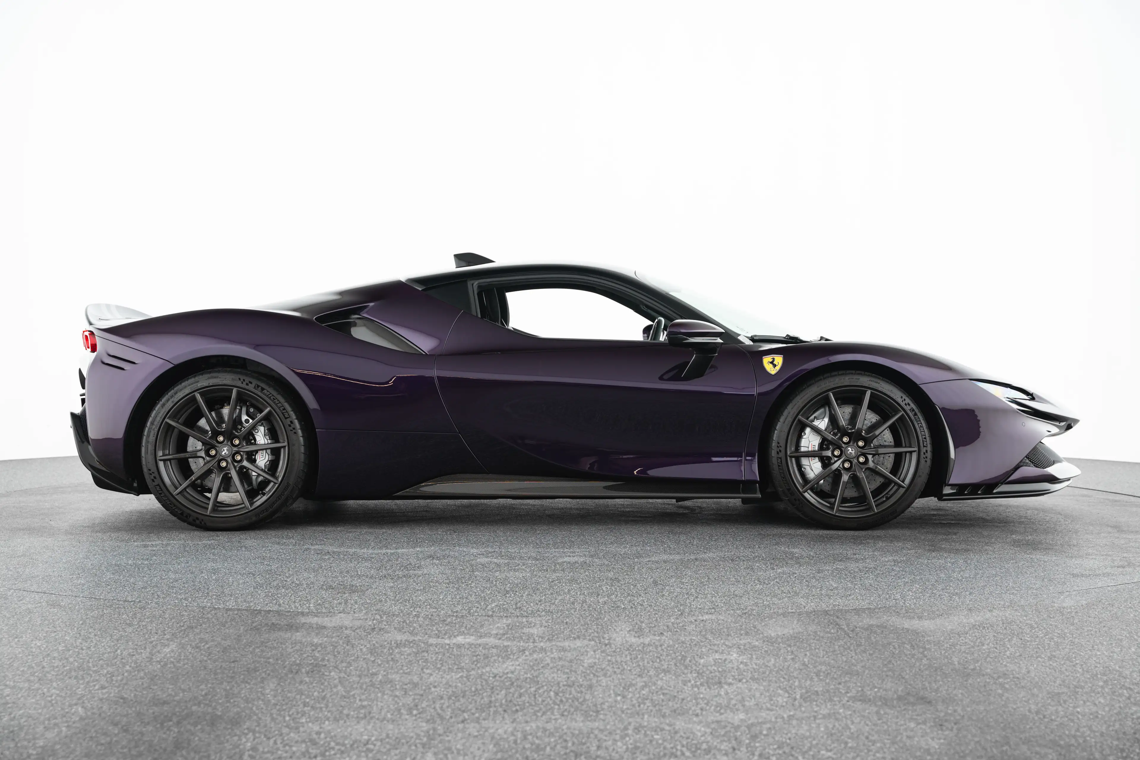 Ferrari SF90 Stradale — photo 4