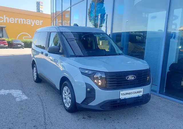 Ford Tourneo Courier Trend 1.0L 125PS M6 FWD