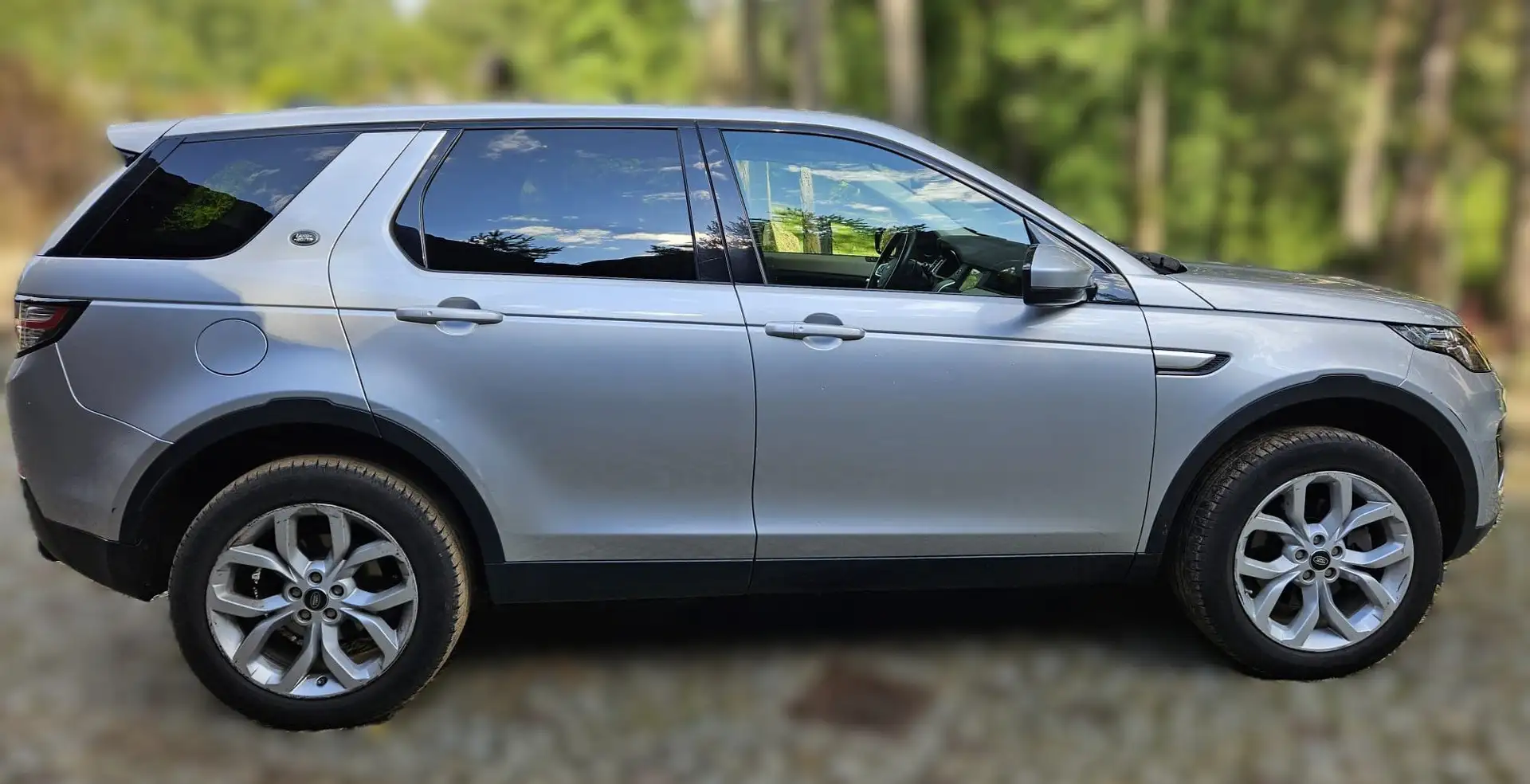 Land Rover Discovery Sport Si4 HSE Argintiu - 2