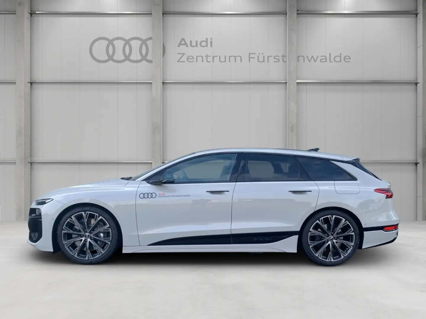 Audi S6 370 kW quattro one beige Avant edition one+B&O+Tec Beige - 2