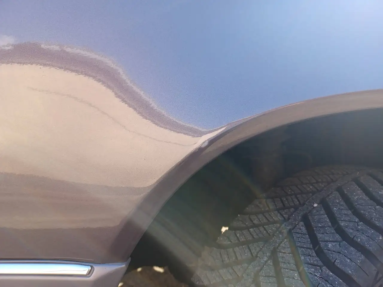 Mercedes-Benz E 200 zuverlässiger Stern mit roter Lederausstattung; E-Klasse TE, foto 8