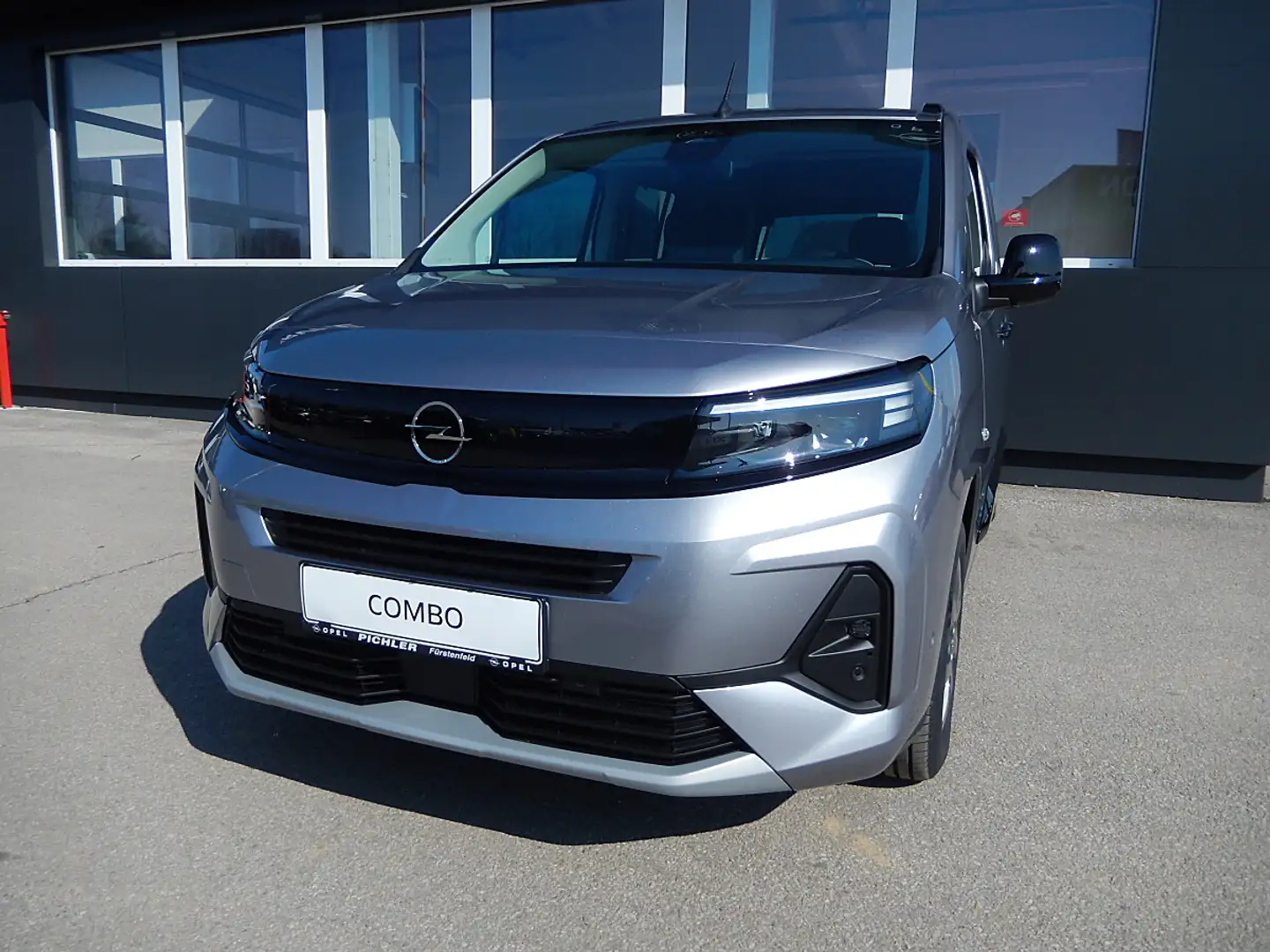 Opel Combo 1.5 Diesel L GS Silber - 1