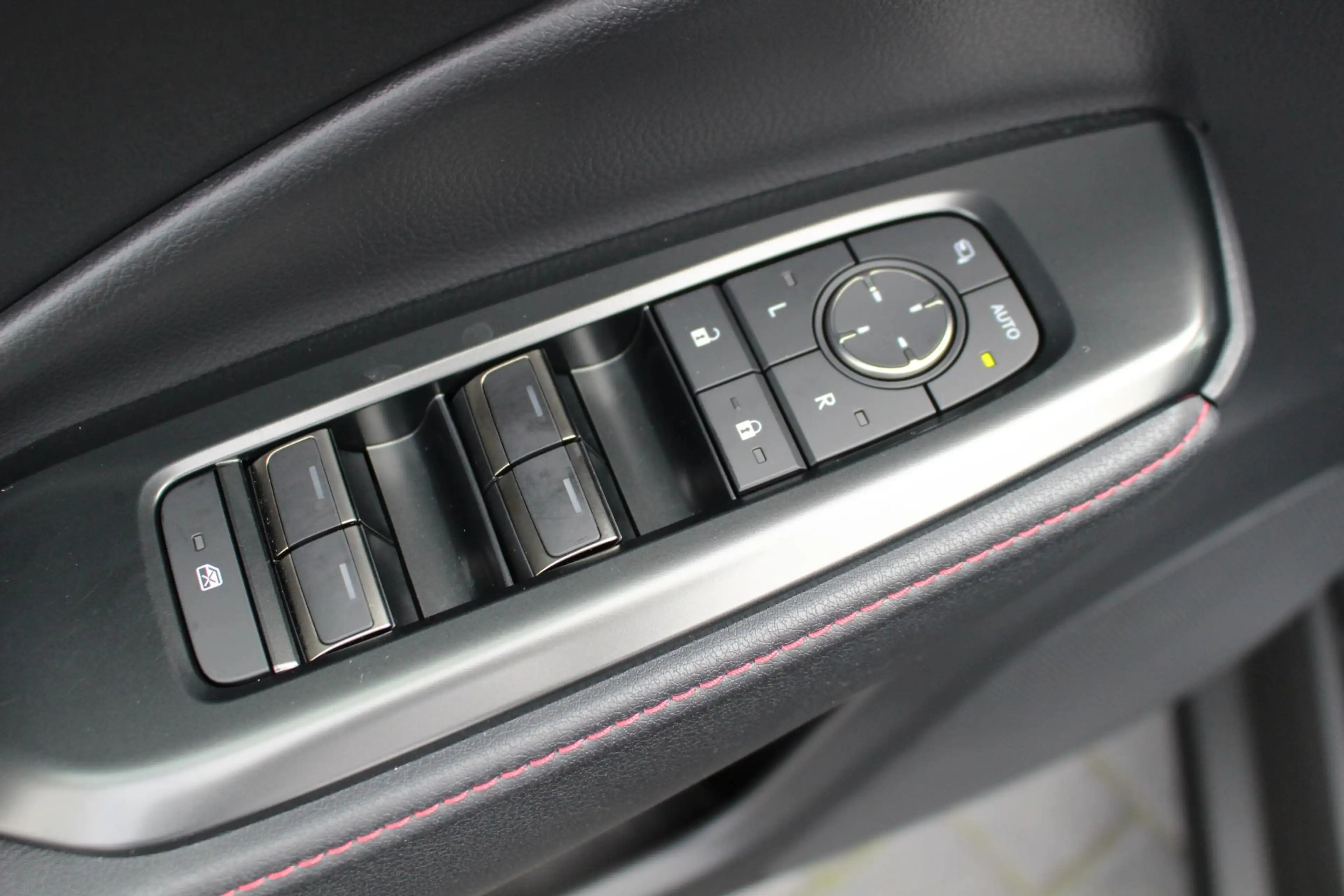 Lexus LBX 1.5 Relax 2WD TECH PACK — photo 15