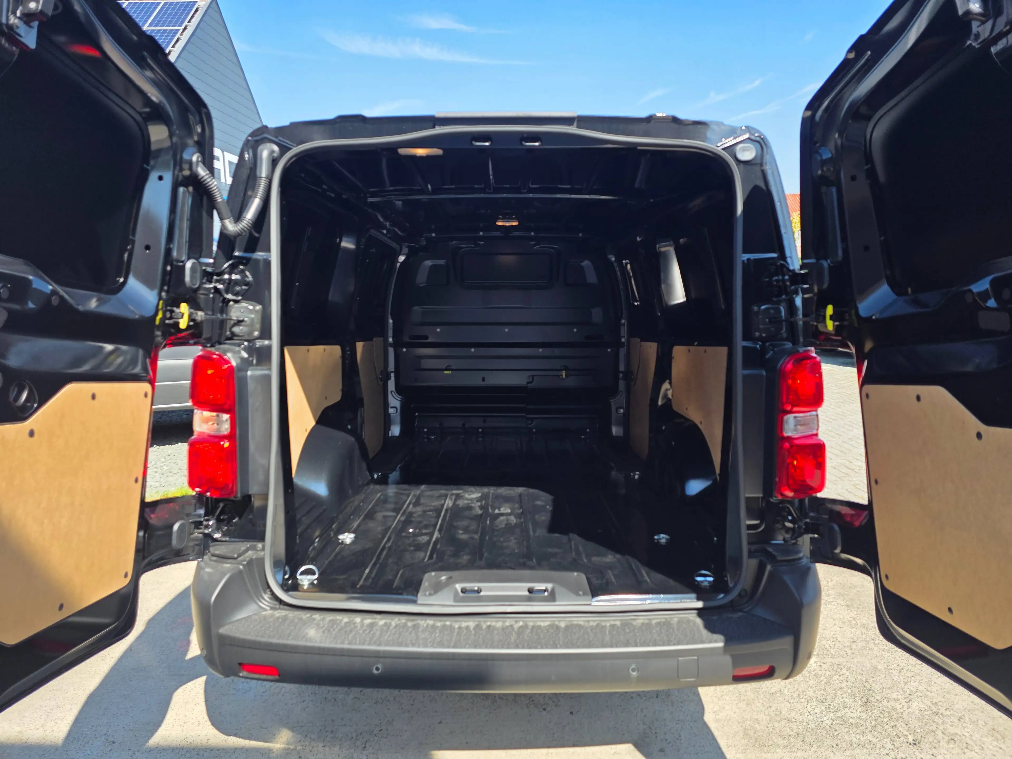 Citroen Jumpy XL - 27.990EX - 2.2 Automaat - 180 PK - NIEUW 0 KM 2026 — photo 9