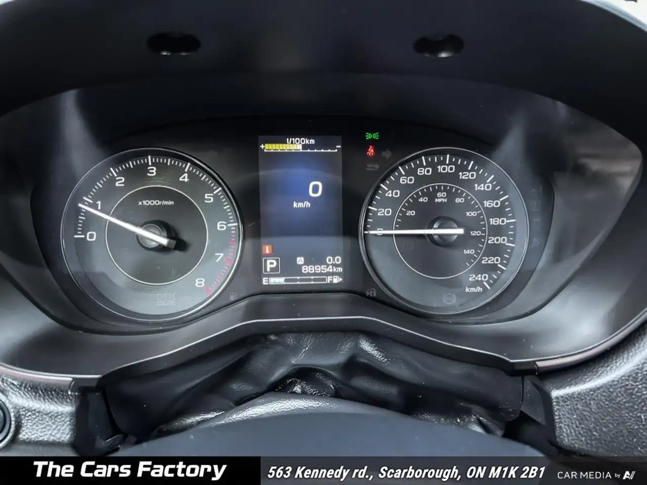 Subaru Impreza снимка Subaru Impreza