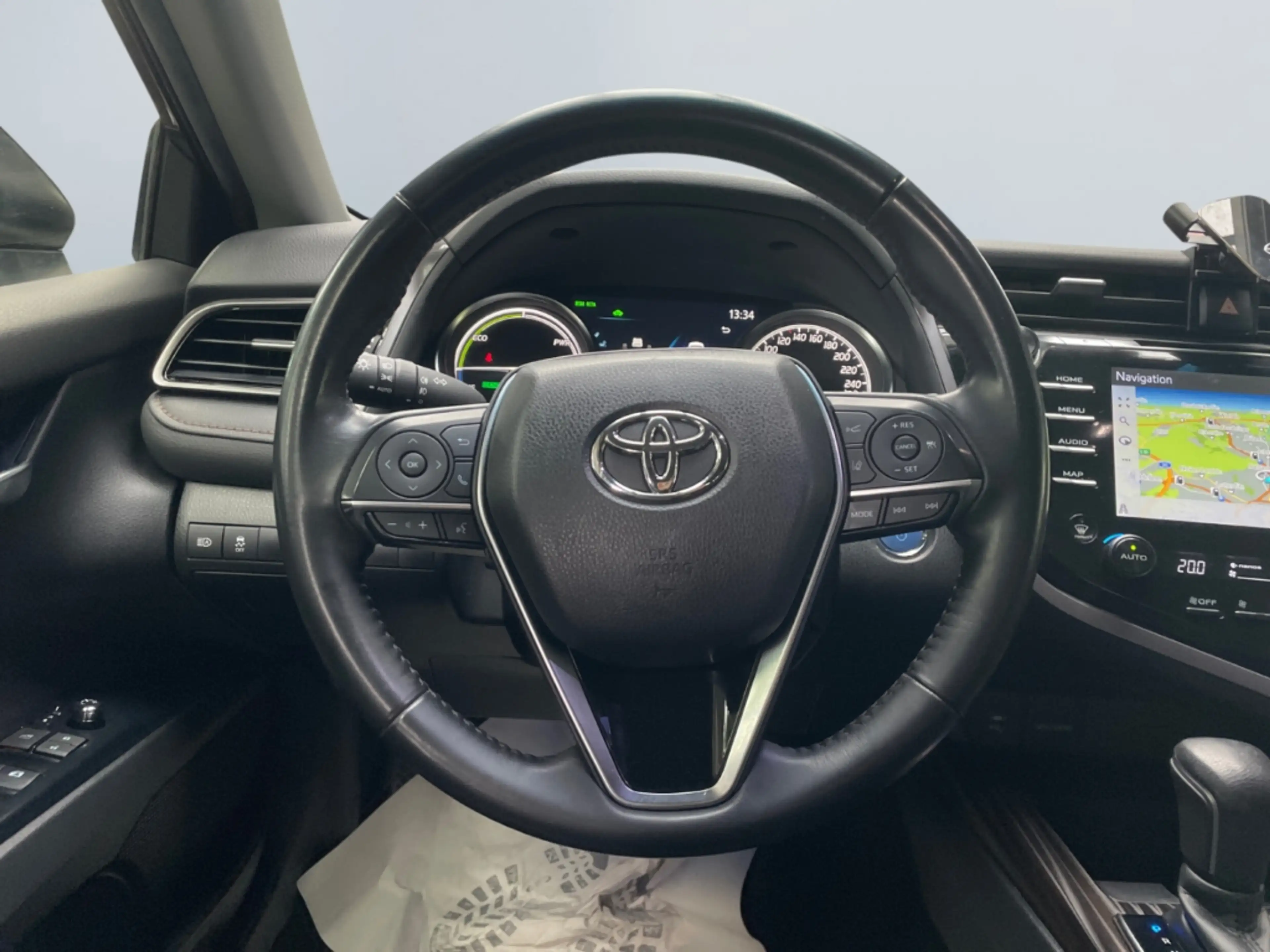 Toyota Camry Hybrid Executive *LED*CAM*Leder*el. Sitze* — photo 12