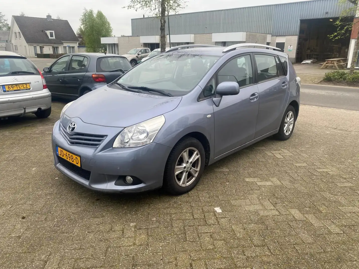 Toyota Verso 1.8 VVT-i Dynamic Business 7p. Blauw - 1