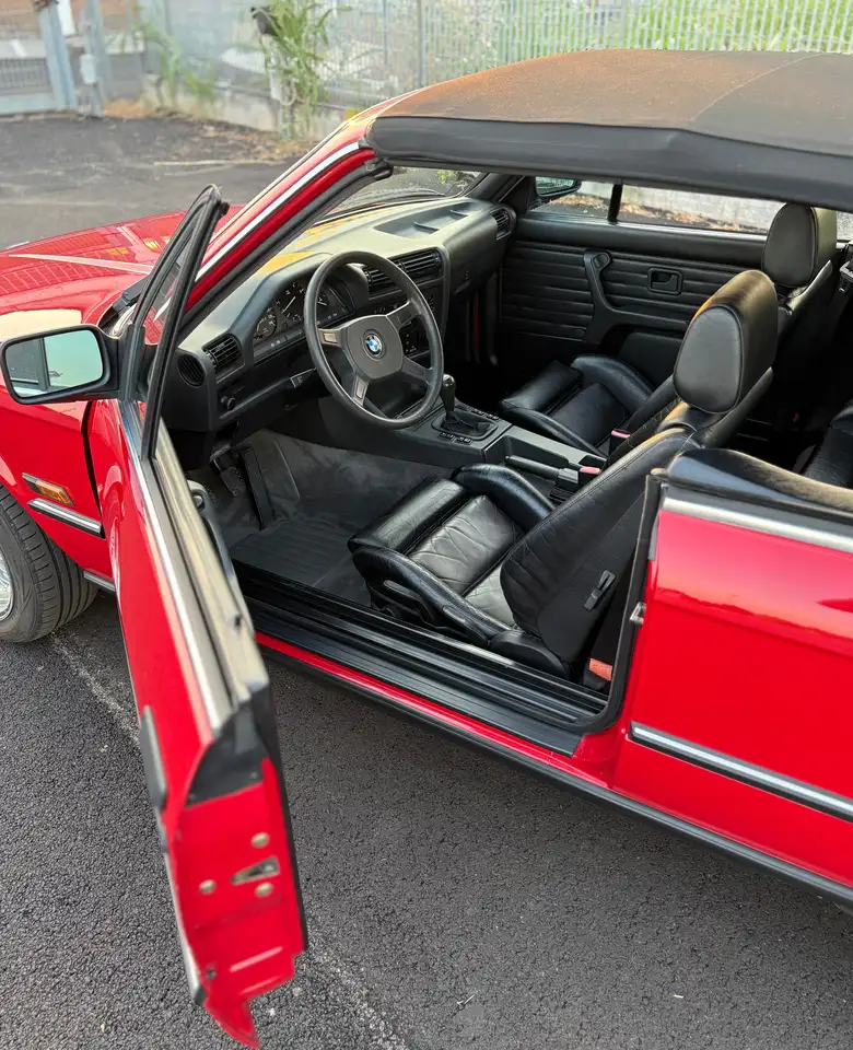 BMW 320i Cabrio, foto 1