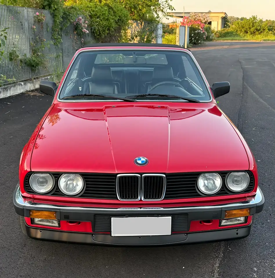 BMW 320i Cabrio, foto 2