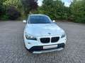 BMW X1 20 d xDrive*ALLRAD*KLIMATRONIC*AHK*PDC*ALU Weiß - thumbnail 1