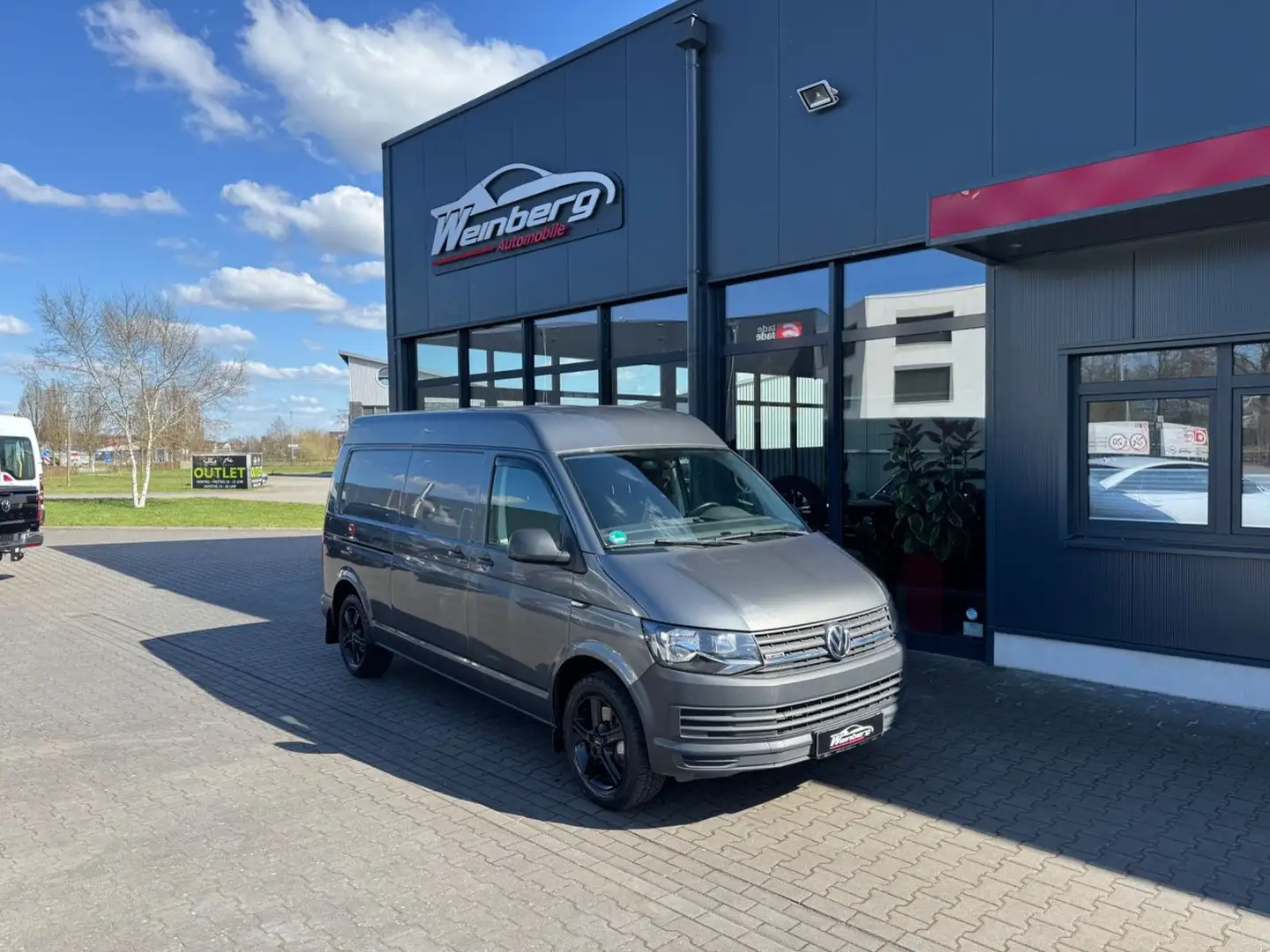 Volkswagen T6 Transporter T6 Trsp. DSG-Mittelhoch -Navi-Klima-AHK-4 Motion Gris - 1